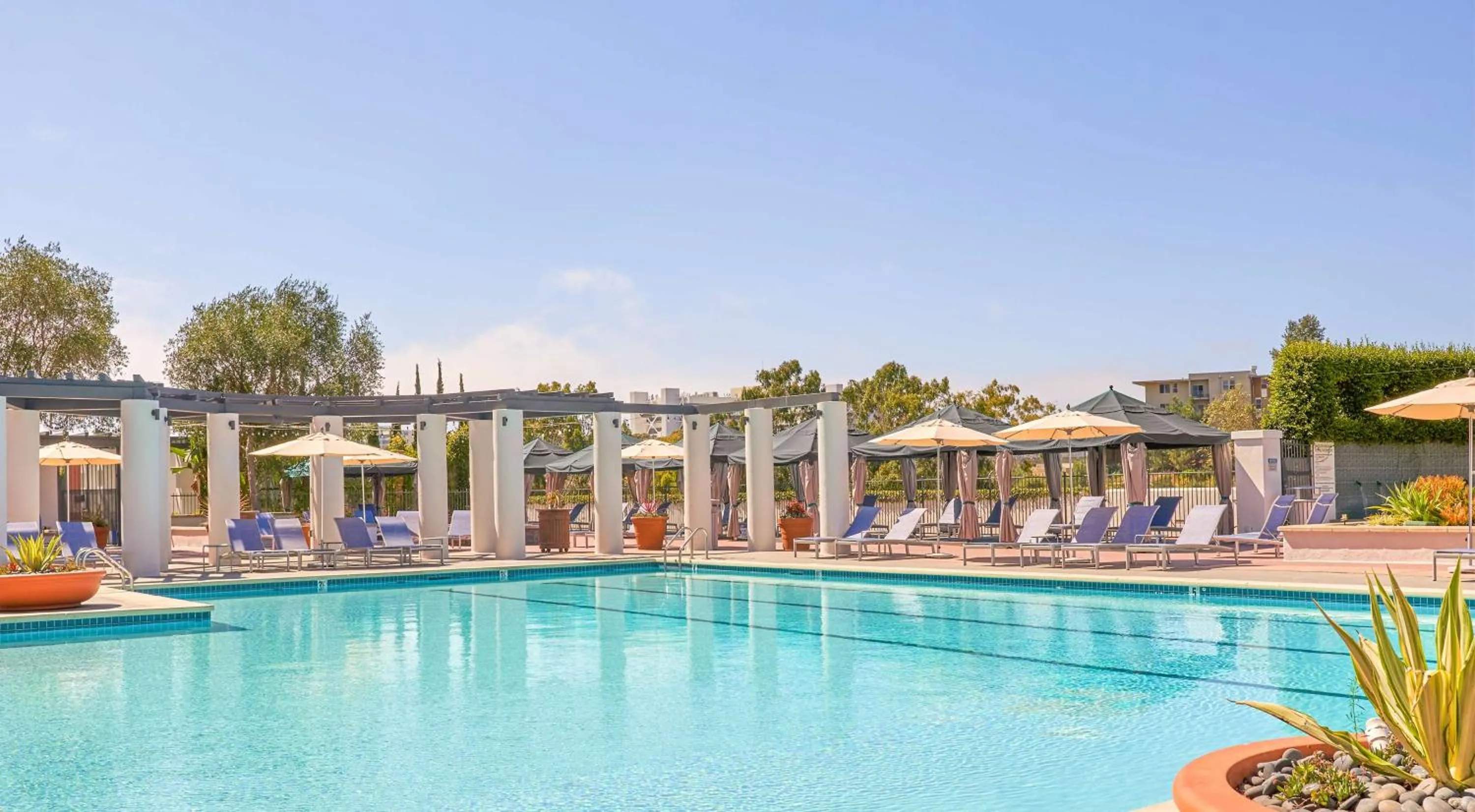 Swimming pool in Hyatt Regency La Jolla at Aventine