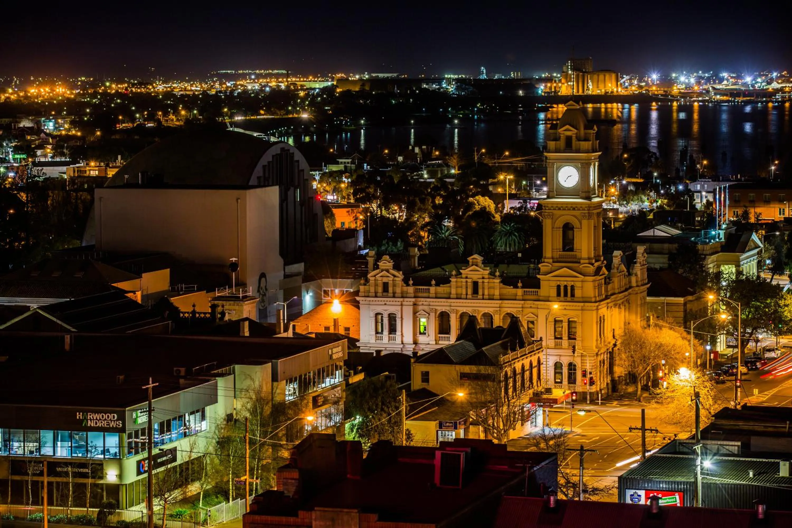 Nearby landmark in Oaks R Suites Geelong