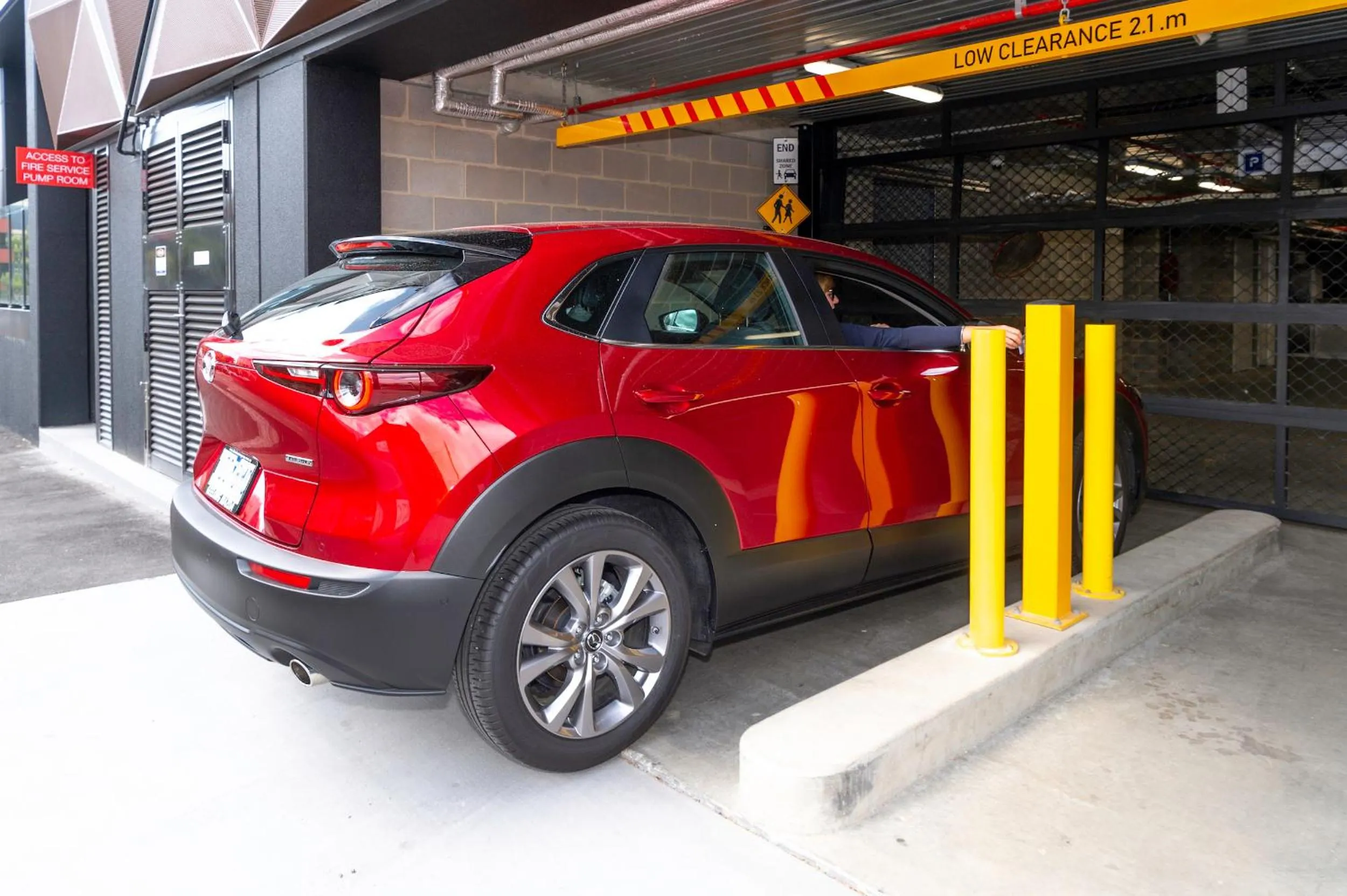 Property building in Oaks R Suites Geelong