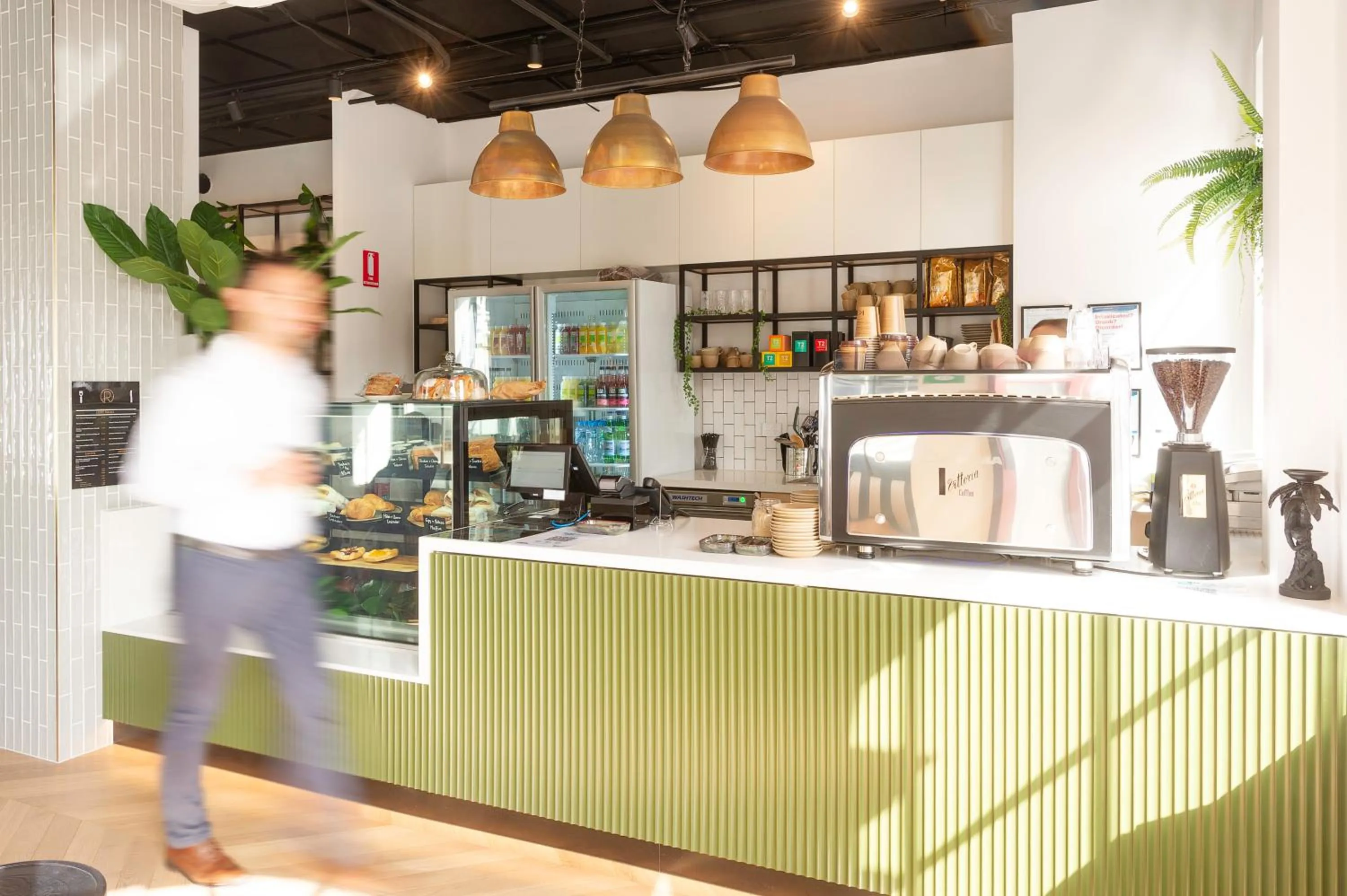 Restaurant/places to eat in Oaks R Suites Geelong