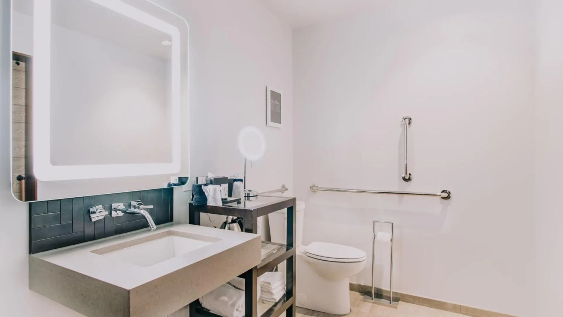 Toilet in The Maven Hotel at Dairy Block