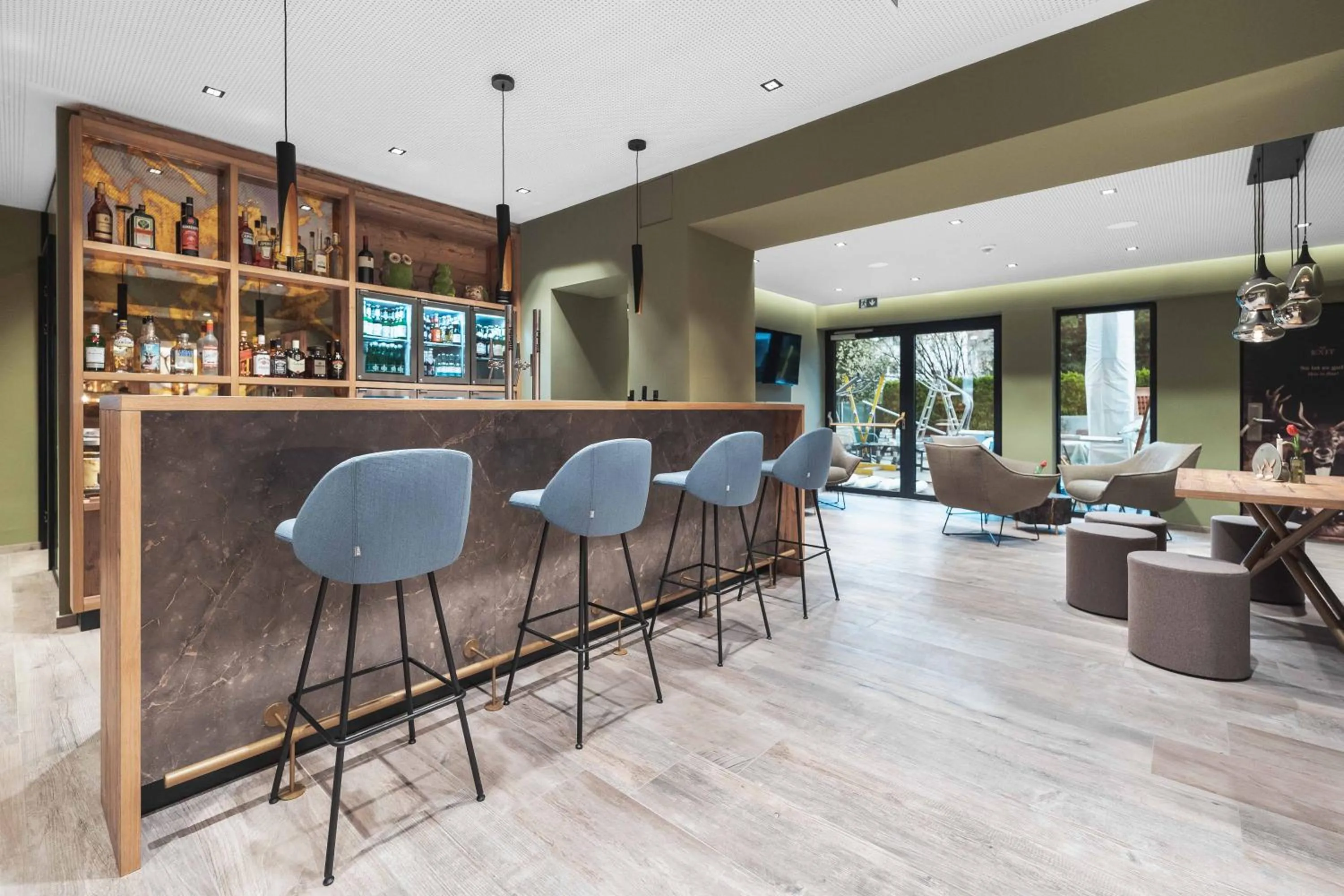 Lounge or bar in BinderS Budget City-Mountain Hotel