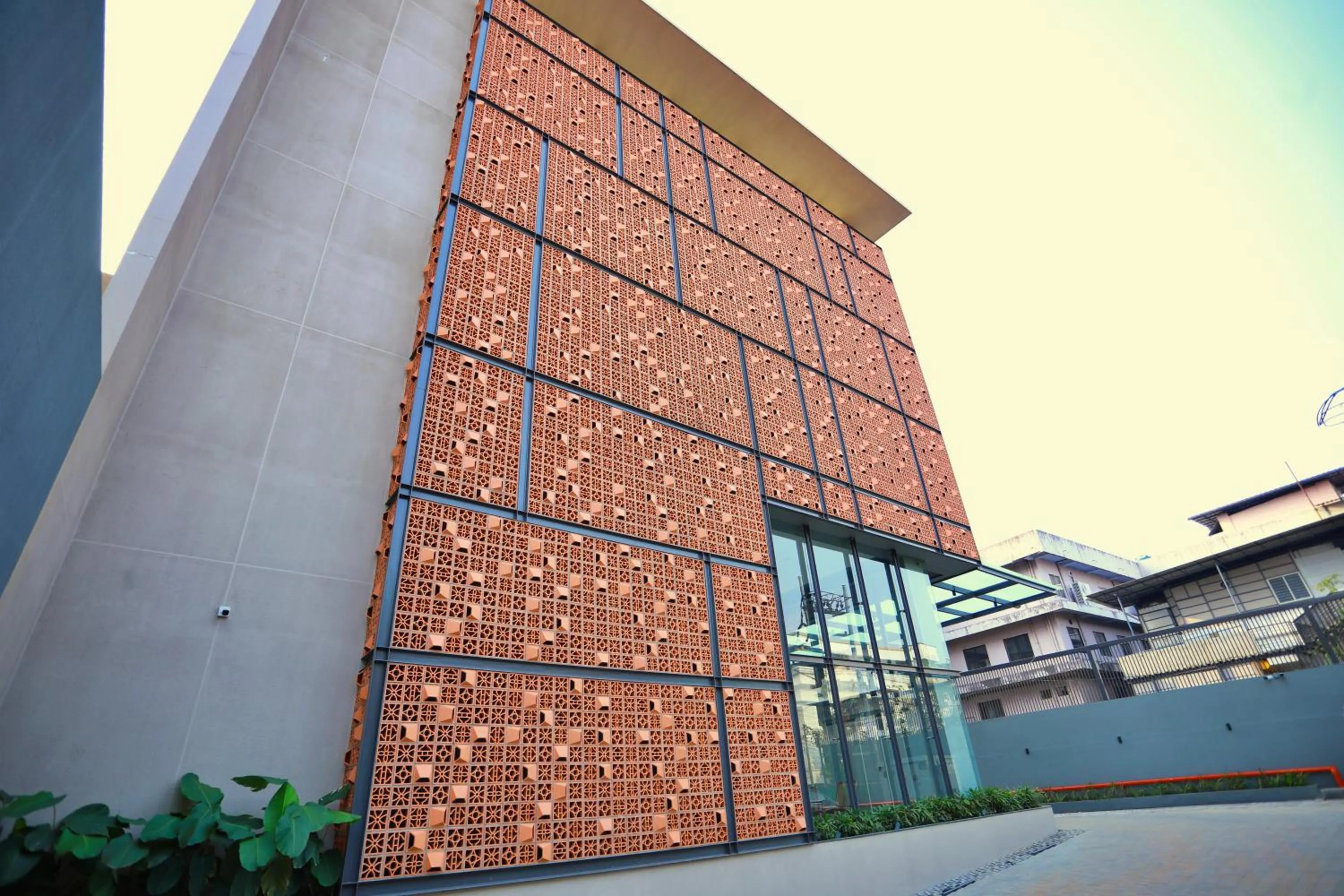 Facade/entrance in E.05 City Inn