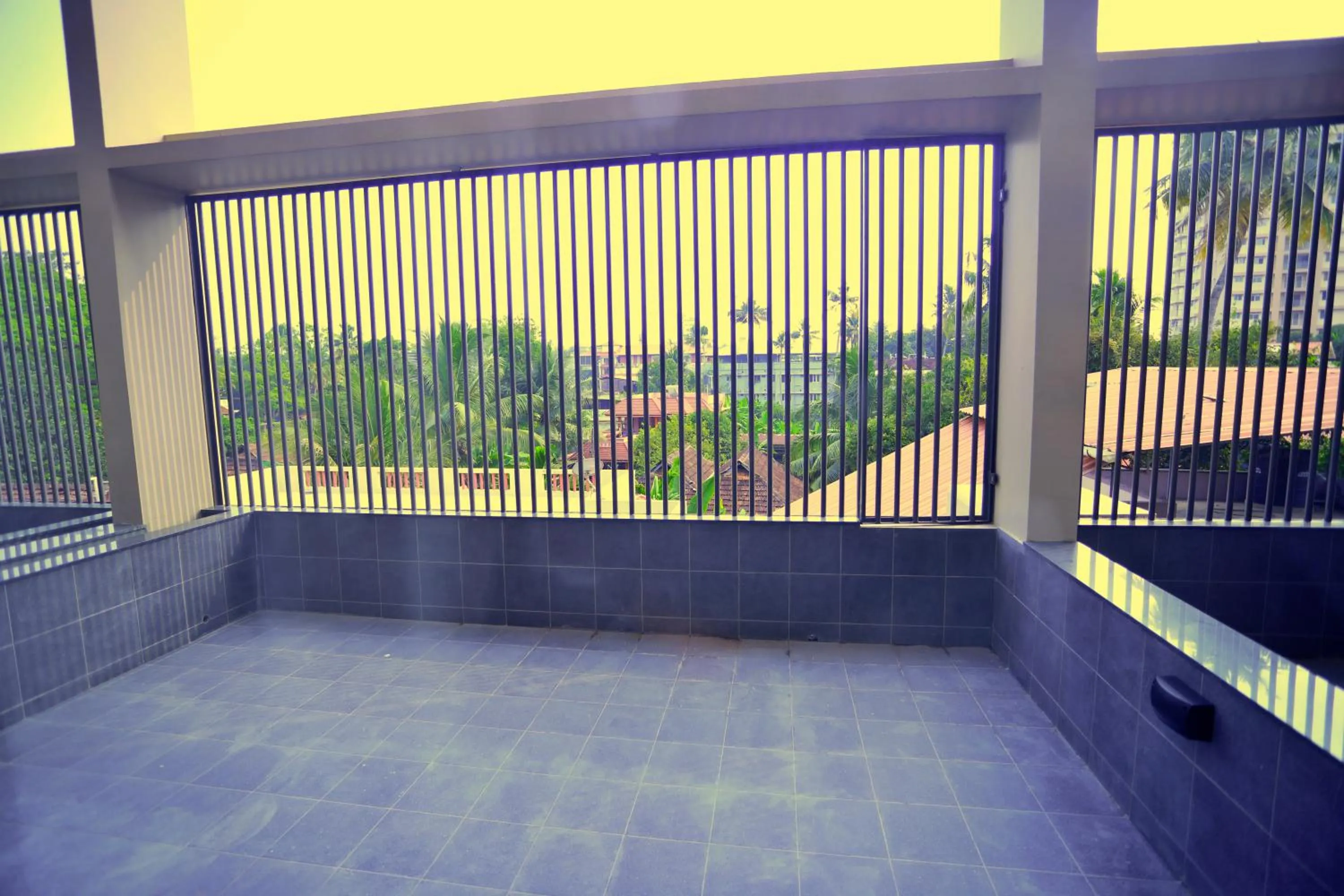 Balcony/Terrace in E.05 City Inn