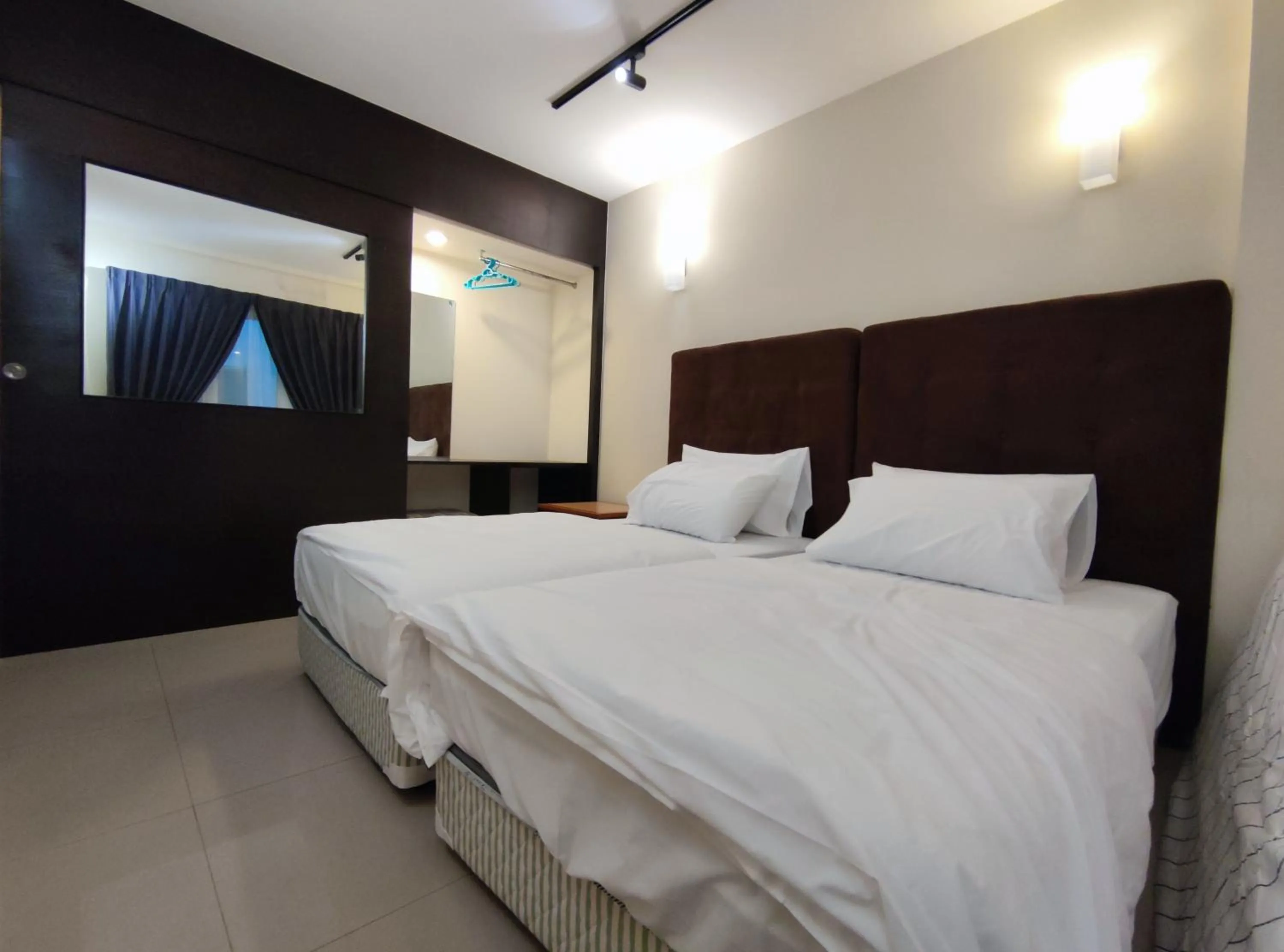 Marina Island Lumut Homestay by Goopro