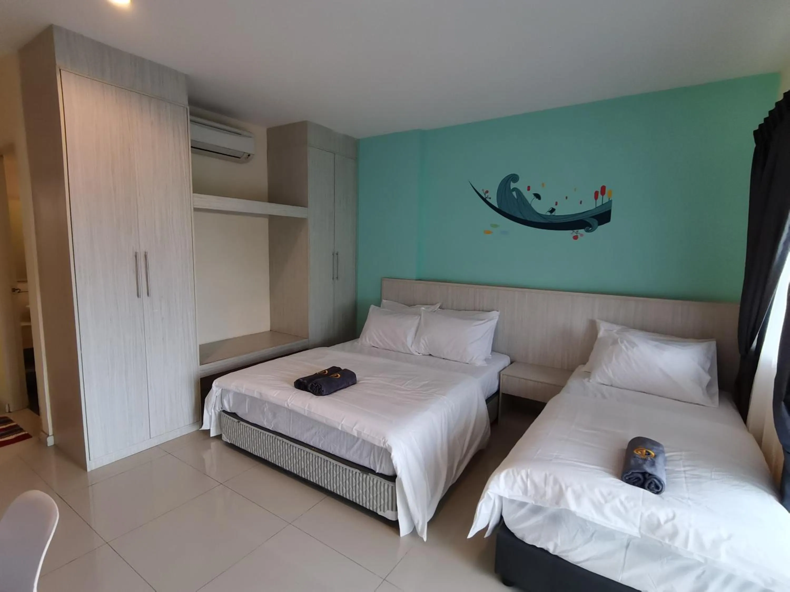 Marina Island Lumut Homestay by Goopro