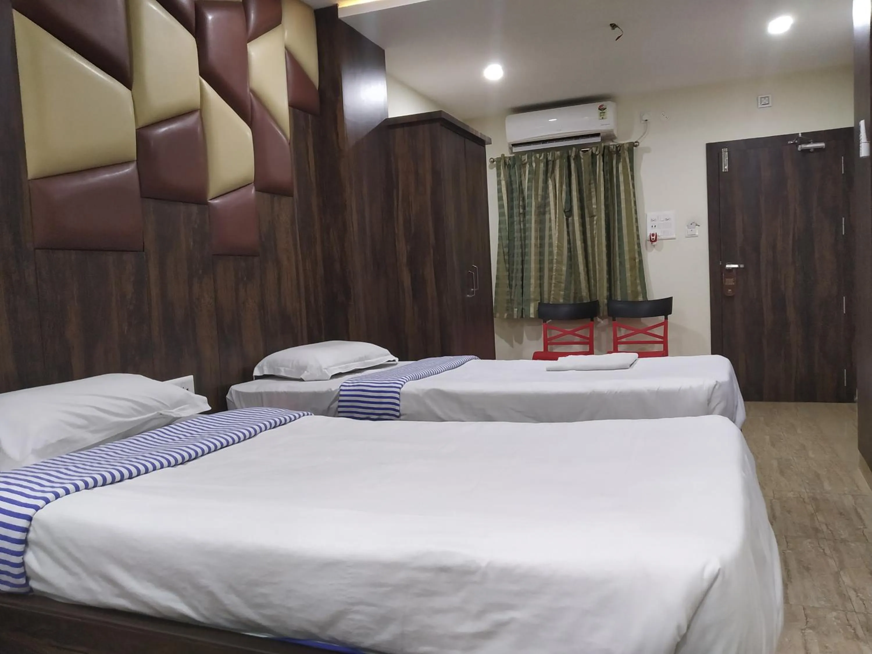 Communal lounge/ TV room, Bed in Hotel Bikram-A Boutique Hotel