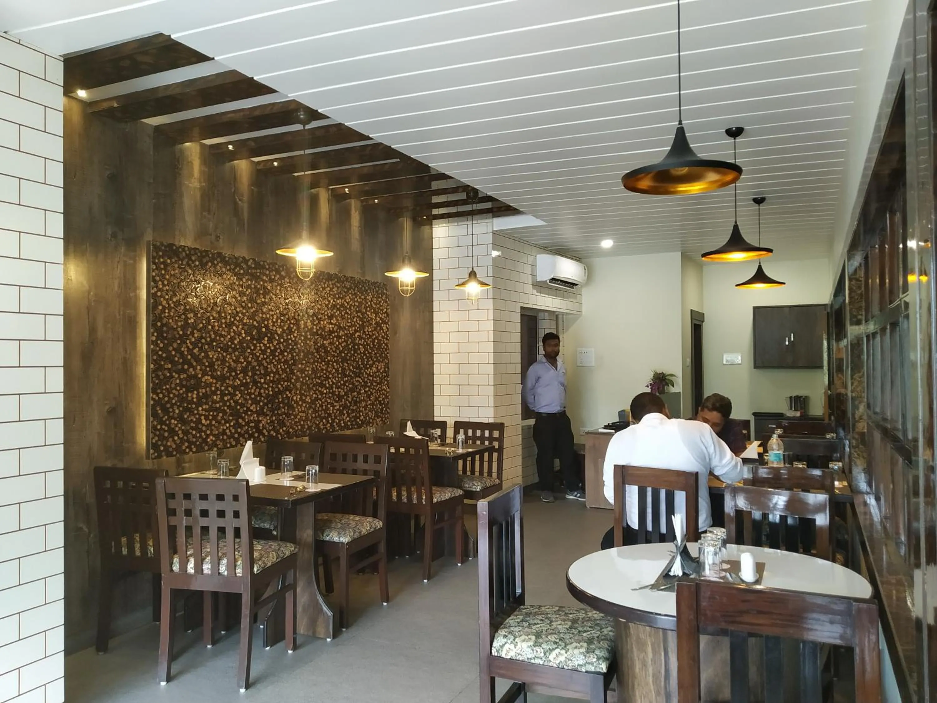Restaurant/places to eat in Hotel Bikram-A Boutique Hotel