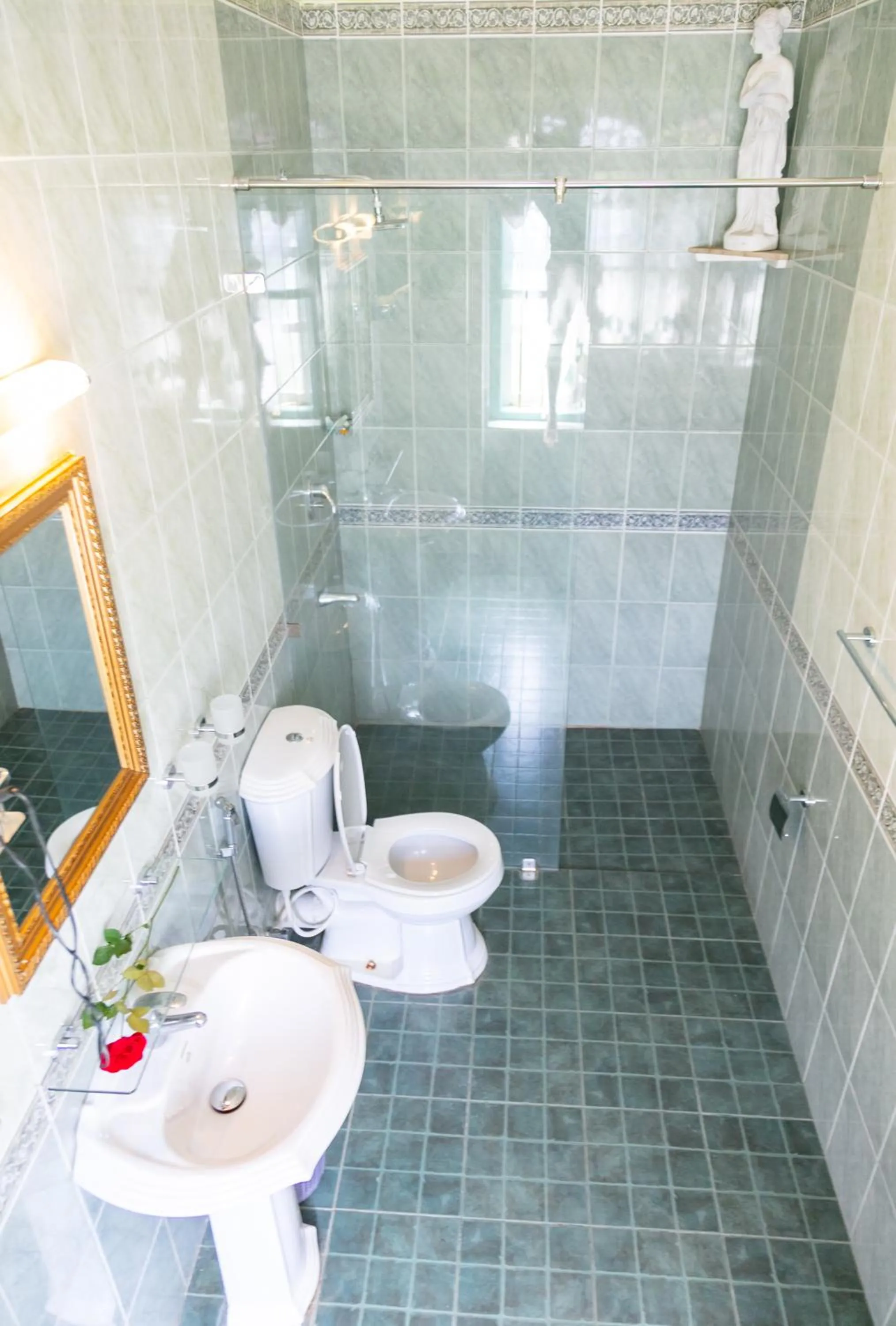 Bathroom in Manor House-Kandy