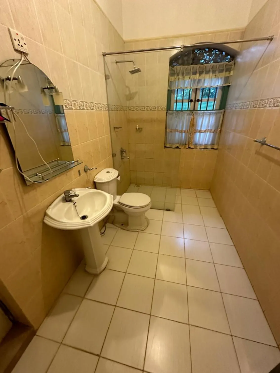 Bathroom in Manor House-Kandy