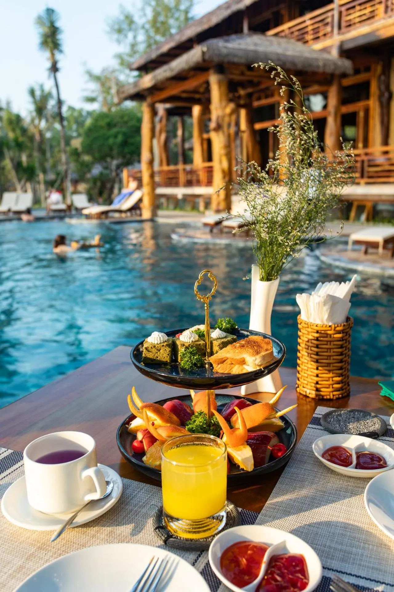 Lounge or bar in Ocean Bay Resort & Spa Phu Quoc