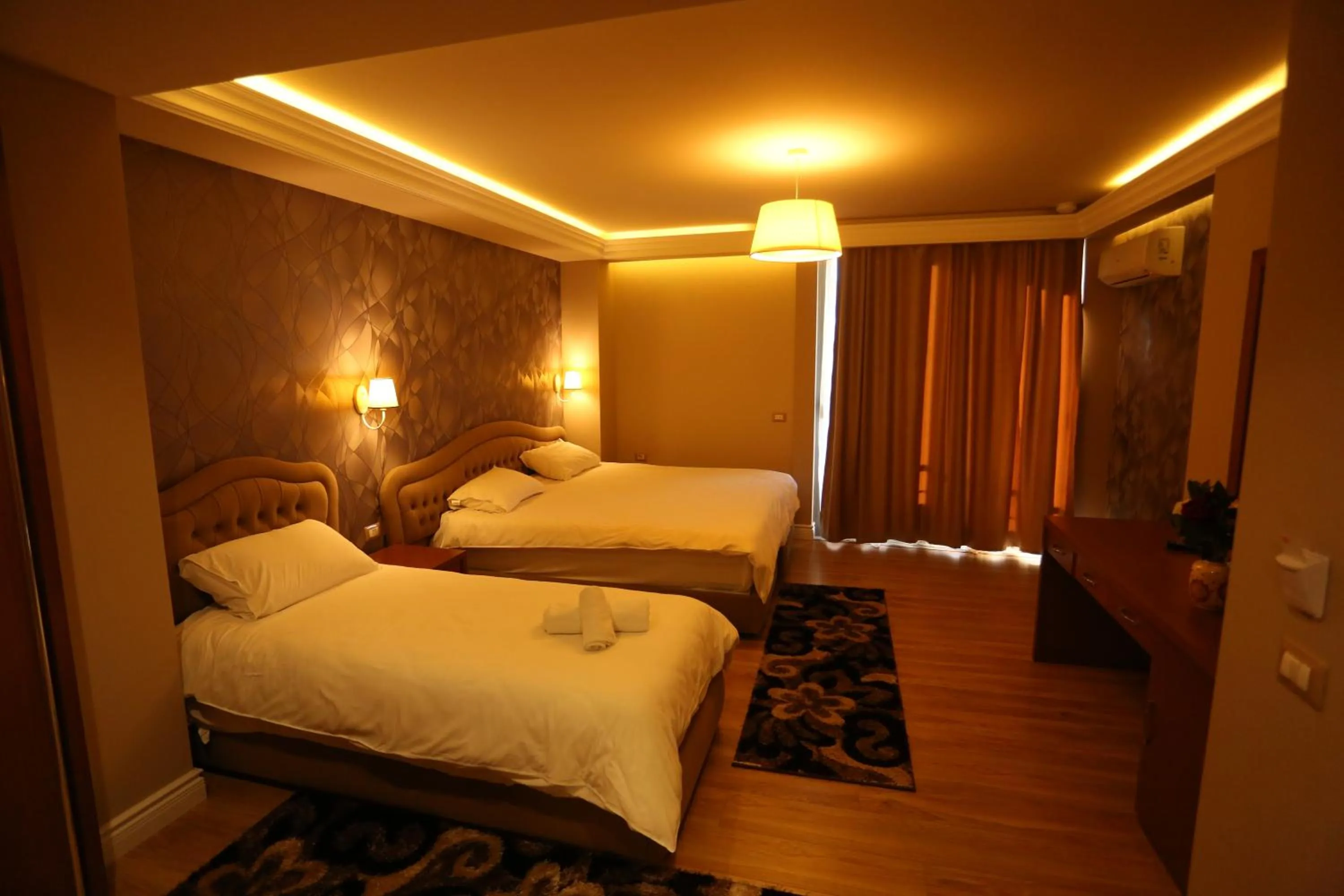 Bedroom, Bed in Perla Hotel