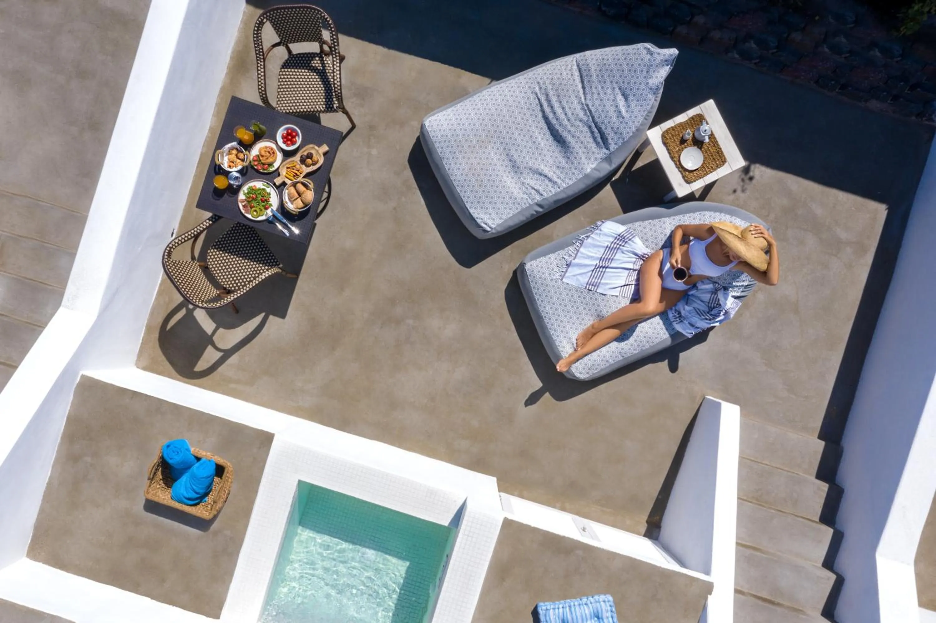 Bath in Santa Irina Luxury Sunny Lofts