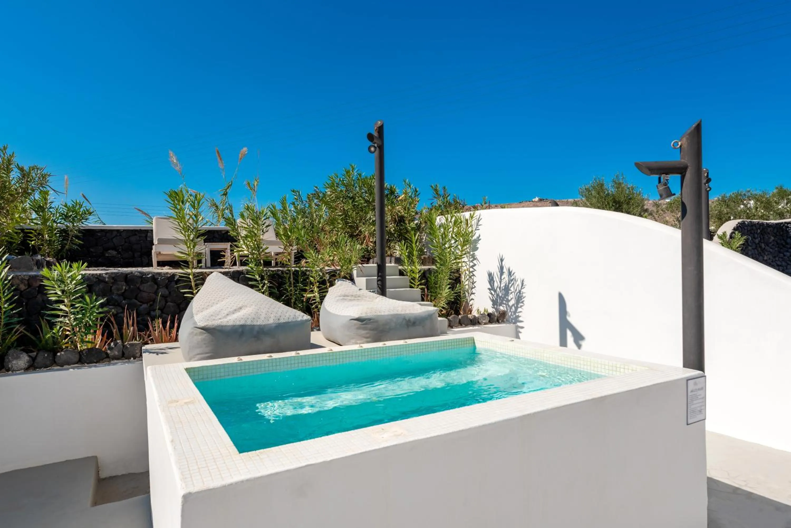 Day in Santa Irina Luxury Sunny Lofts