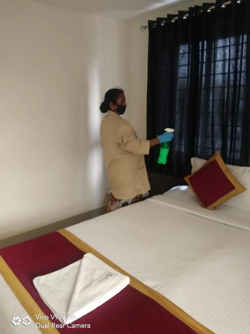 Bed in Miles Inn Hotel