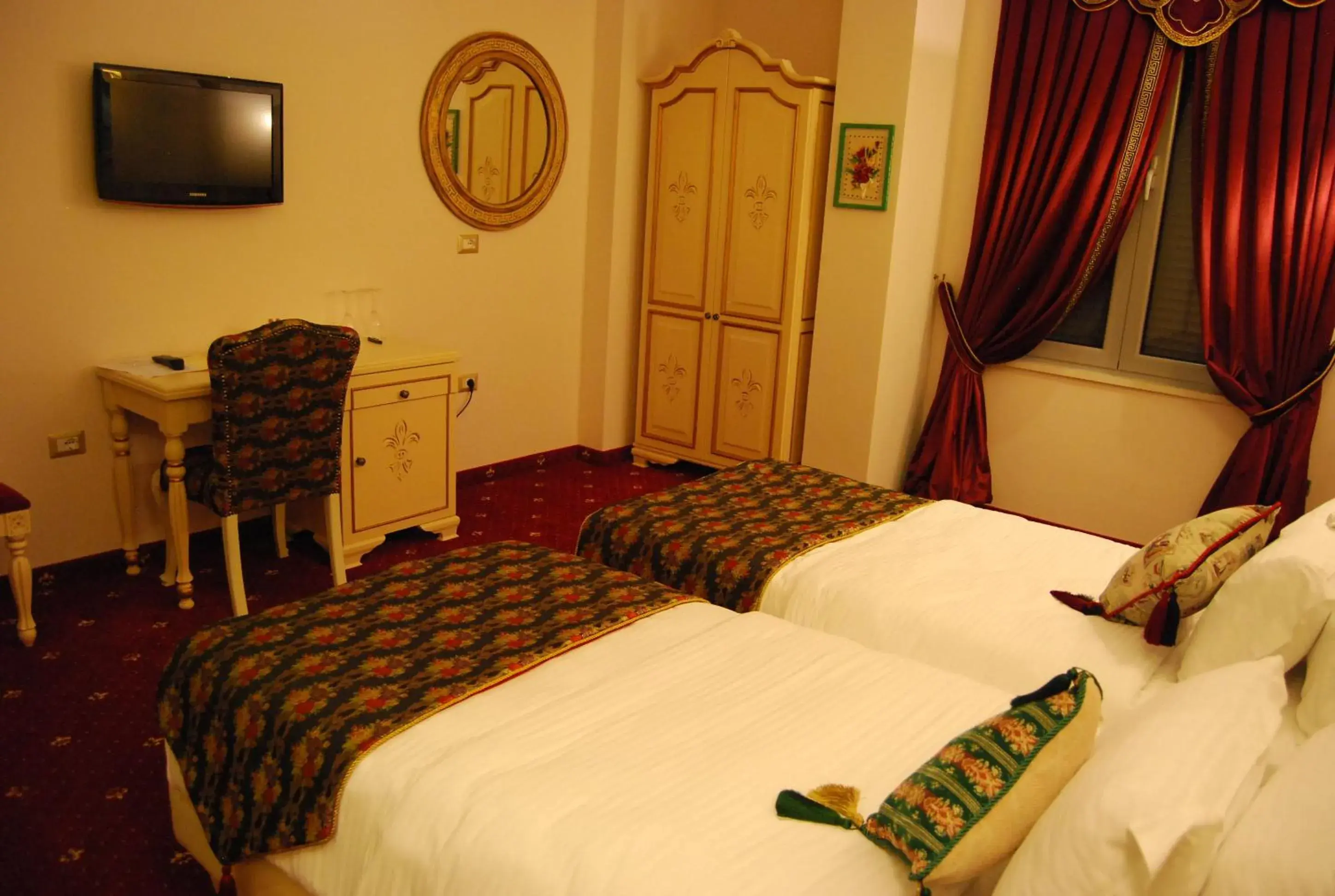 Twin Room in 2 KITARRAT Boutique Hotel & SPA Twin Room in 2 KITARRAT Boutique Hotel & SPA