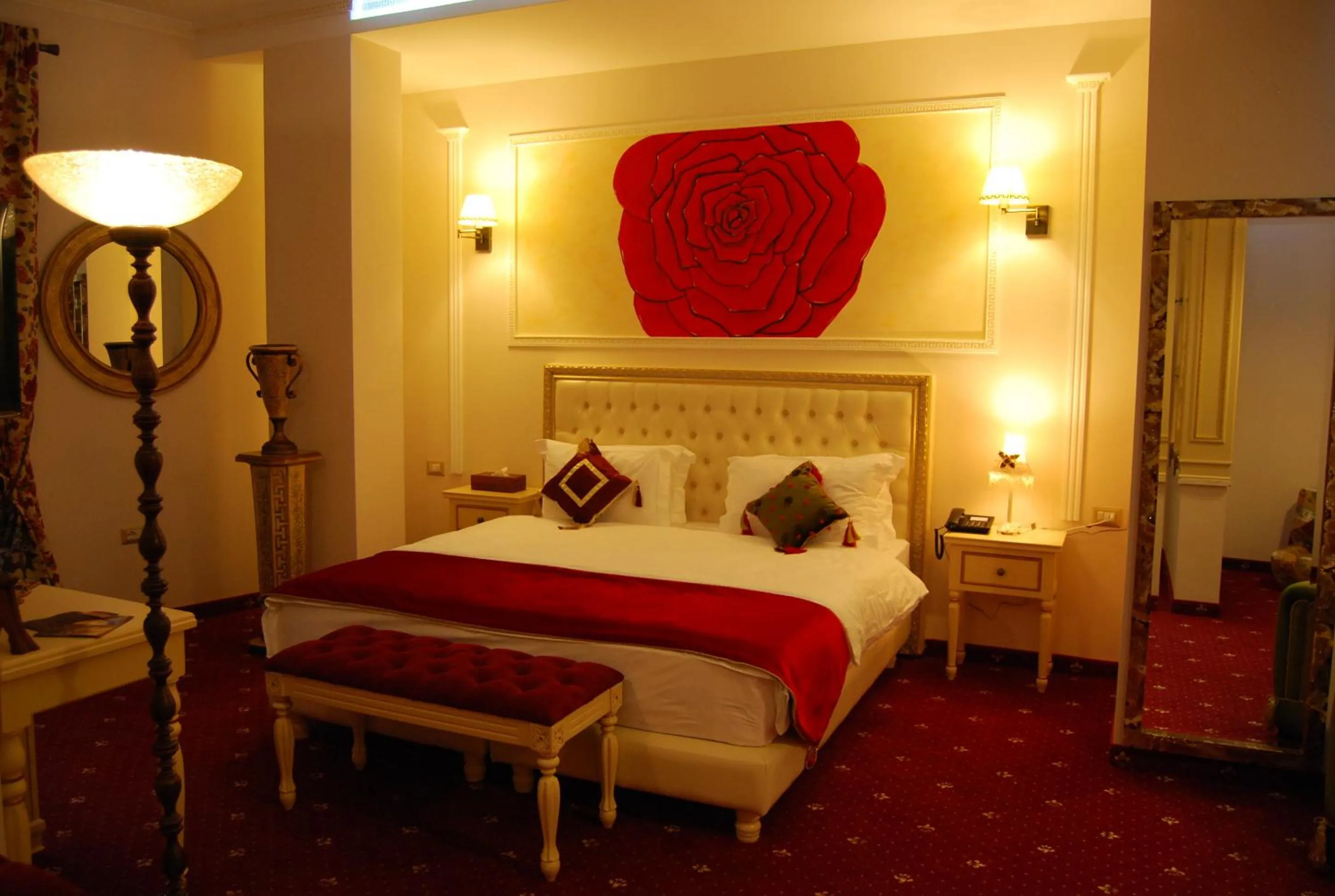 Bed in 2 KITARRAT Boutique Hotel & SPA