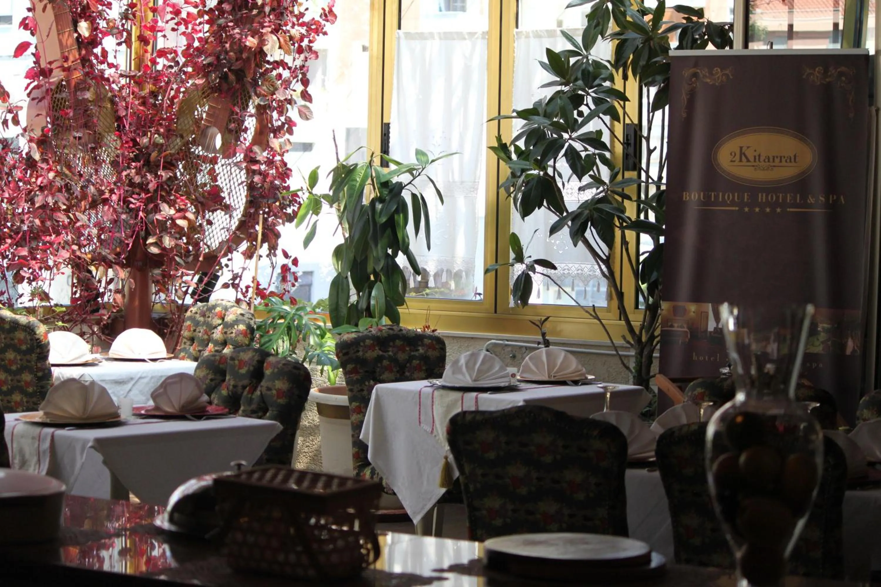 2 KITARRAT Boutique Hotel & SPA