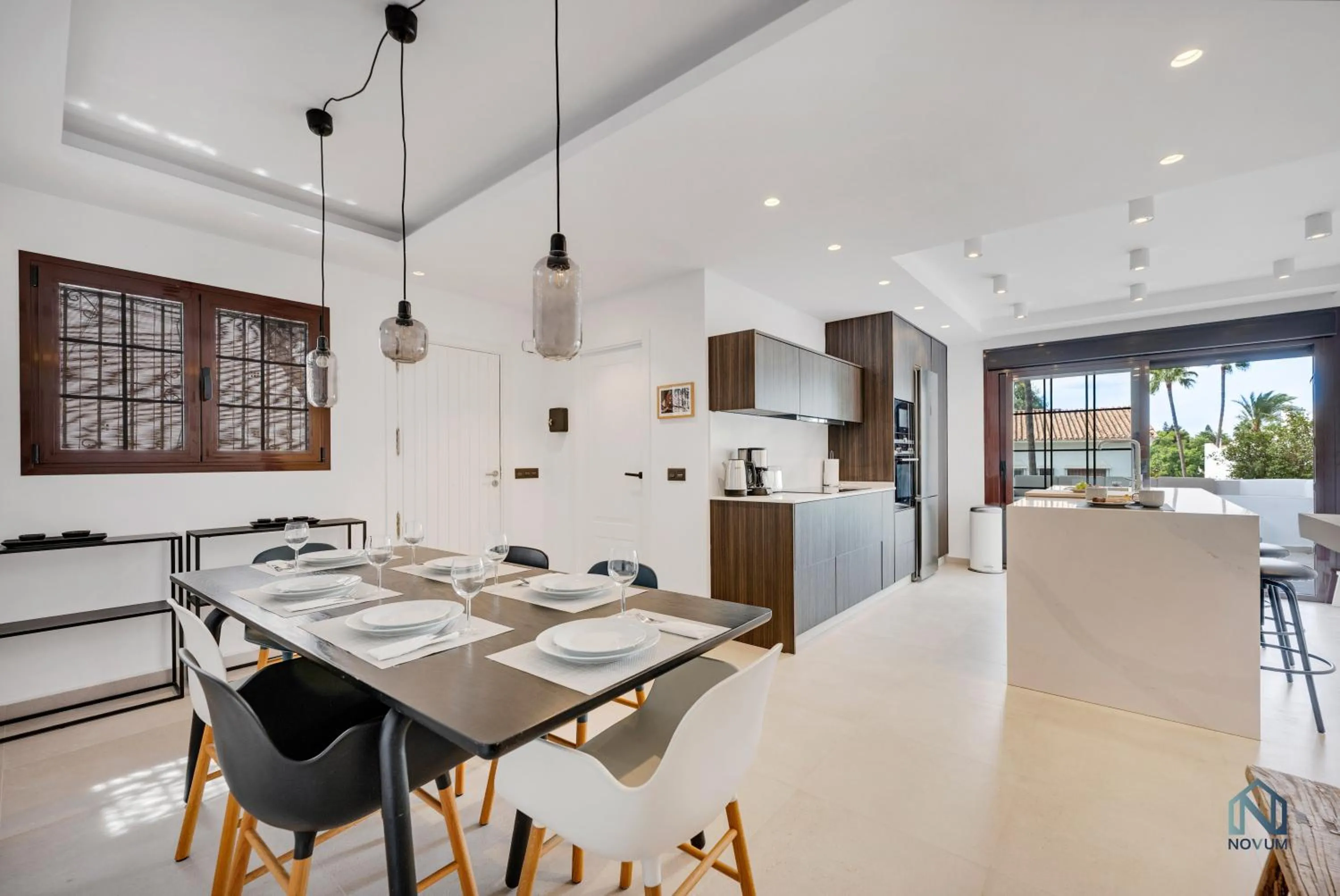 Kitchen or kitchenette in Luxury 3BED in Aldea Blanca, Pool & Puerto Banús