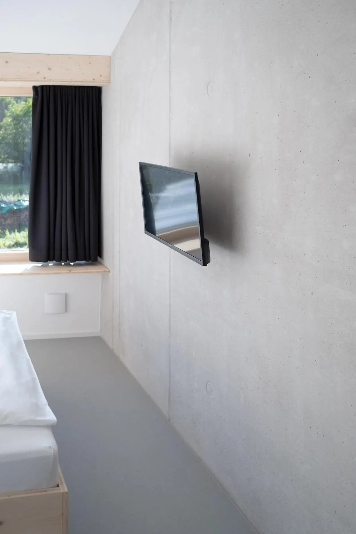 TV and multimedia, Bed in HAAUS