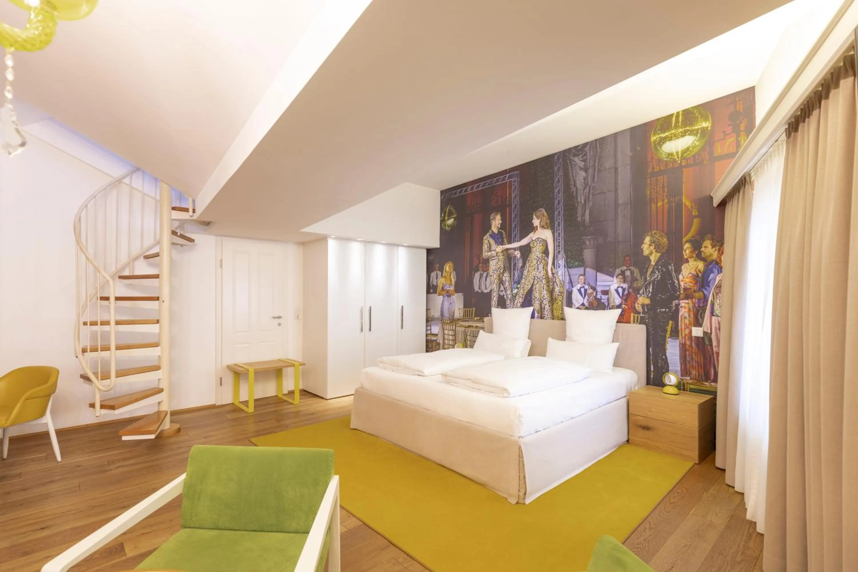 Bed in Small Luxury Hotel Goldgasse