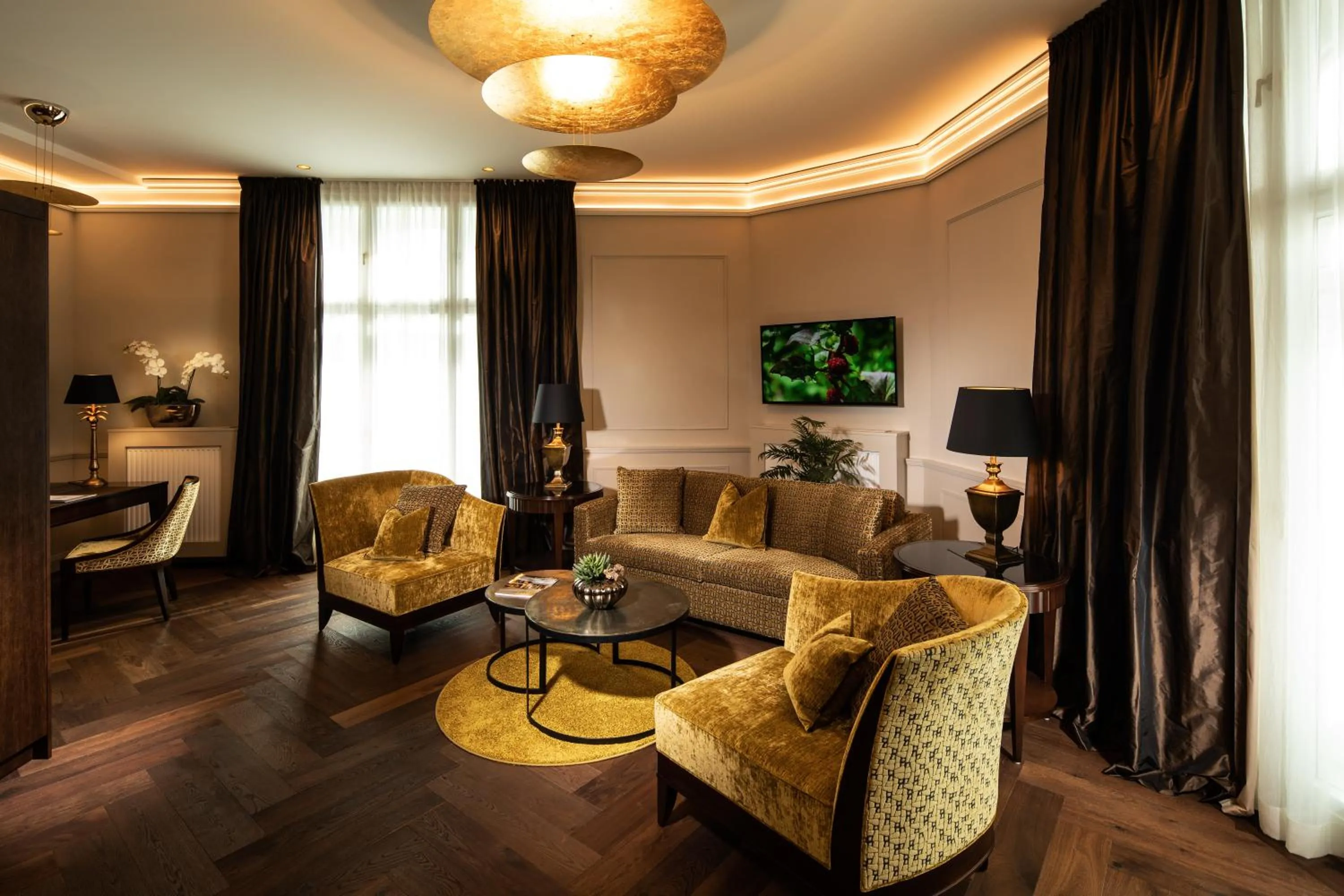 Living room in Hotel Bristol Salzburg