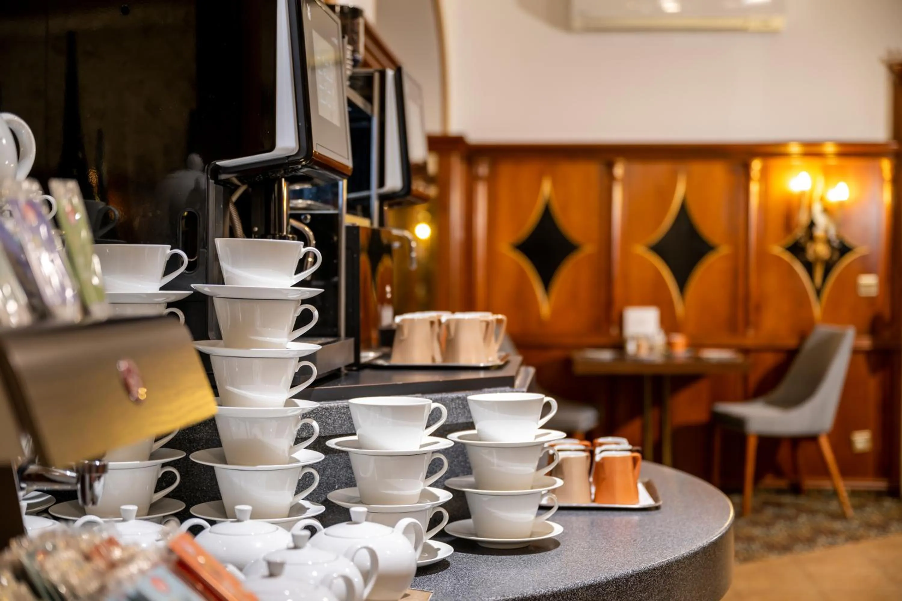 Food and drinks in Hotel am Mirabellplatz