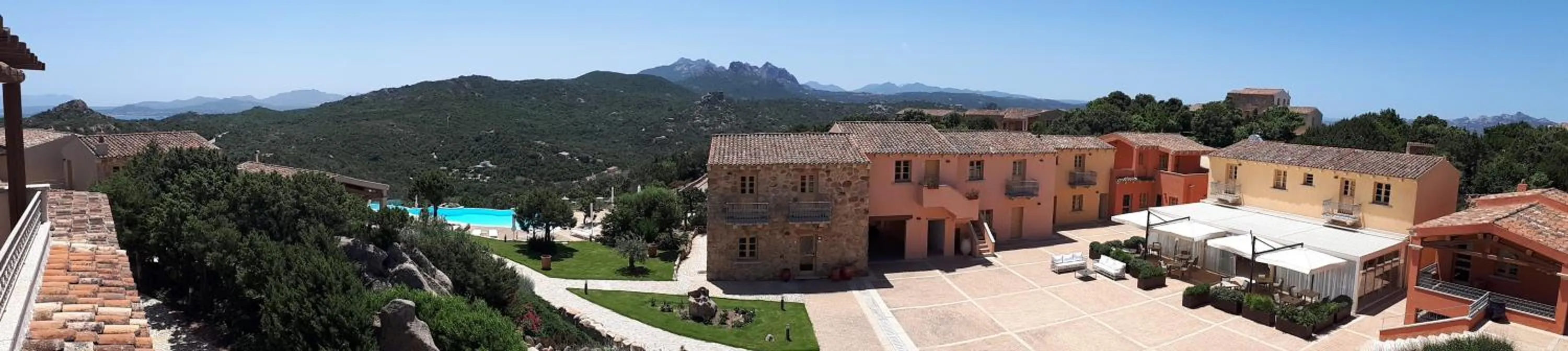 Property building in Hotel Borgo Smeraldo