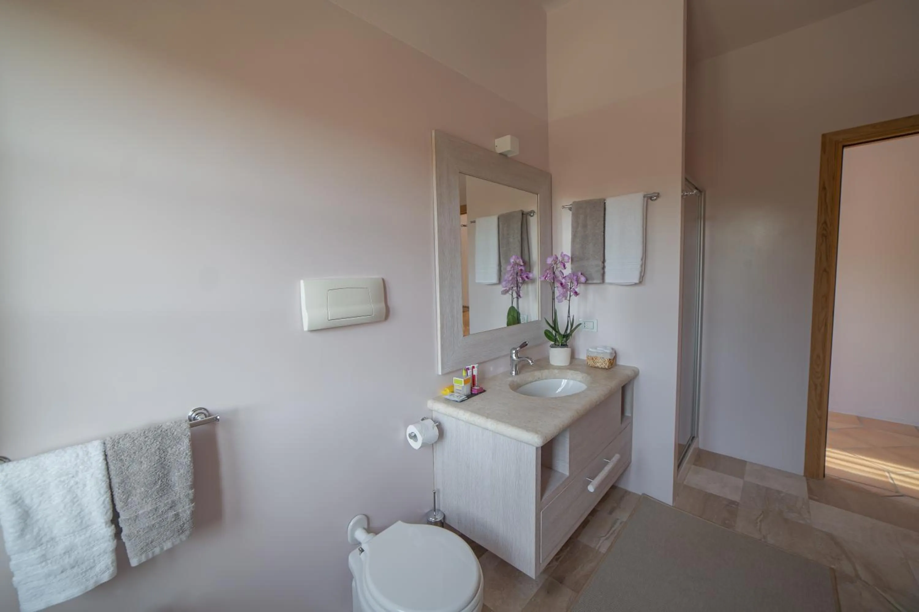 Bathroom in Hotel Borgo Smeraldo