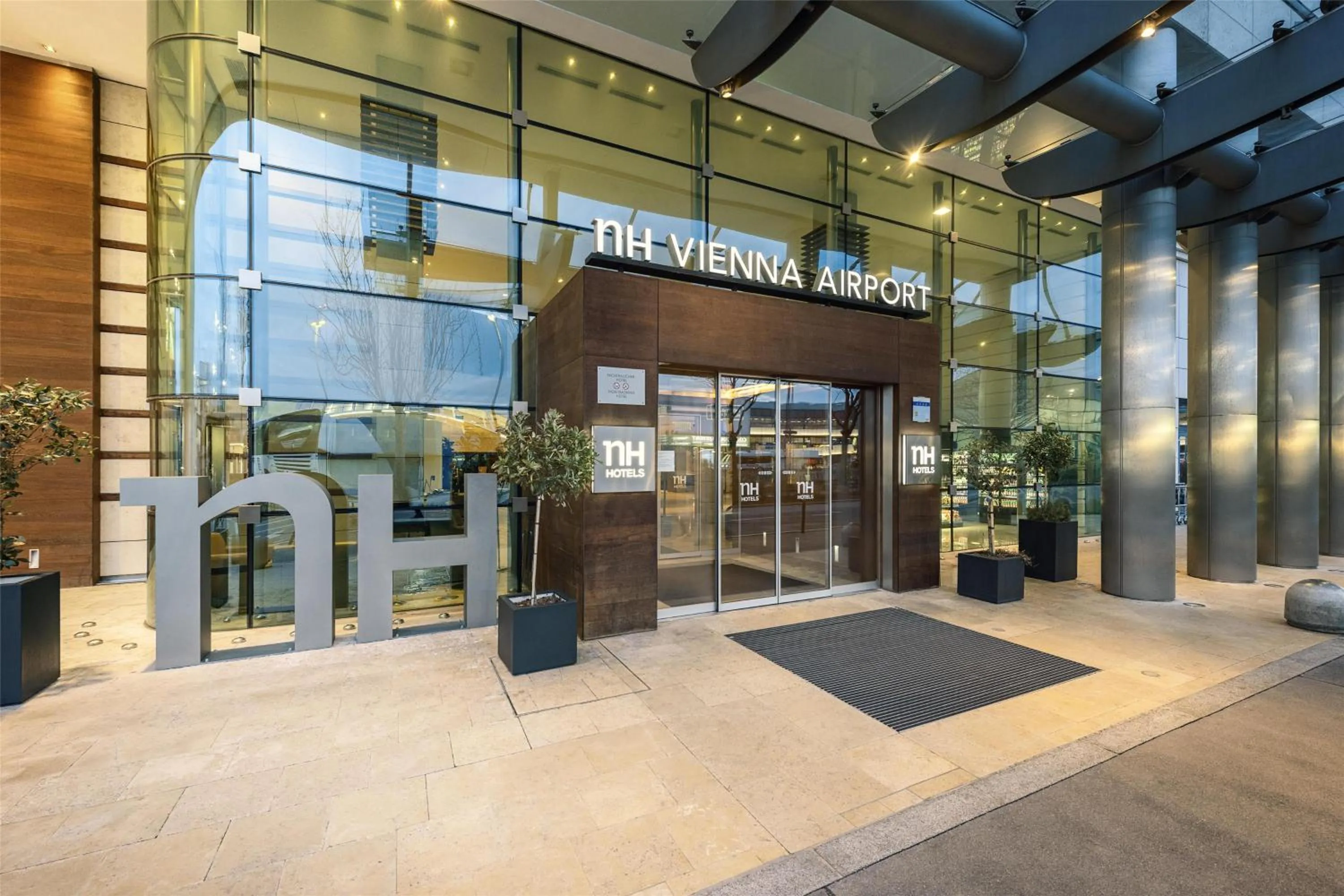 Property building in NH Vienna Airport Conference Center