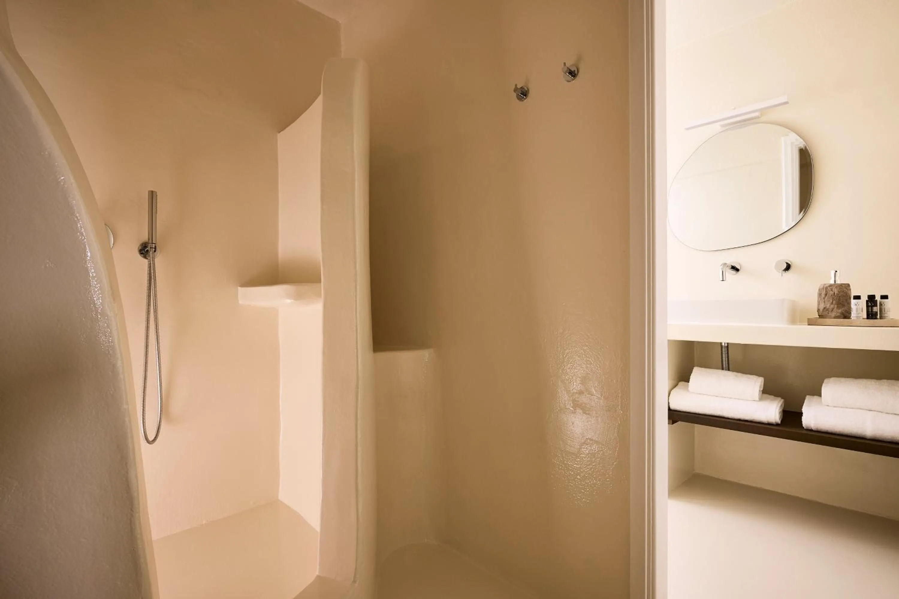 Bathroom in Sharm Hotel Mykonos