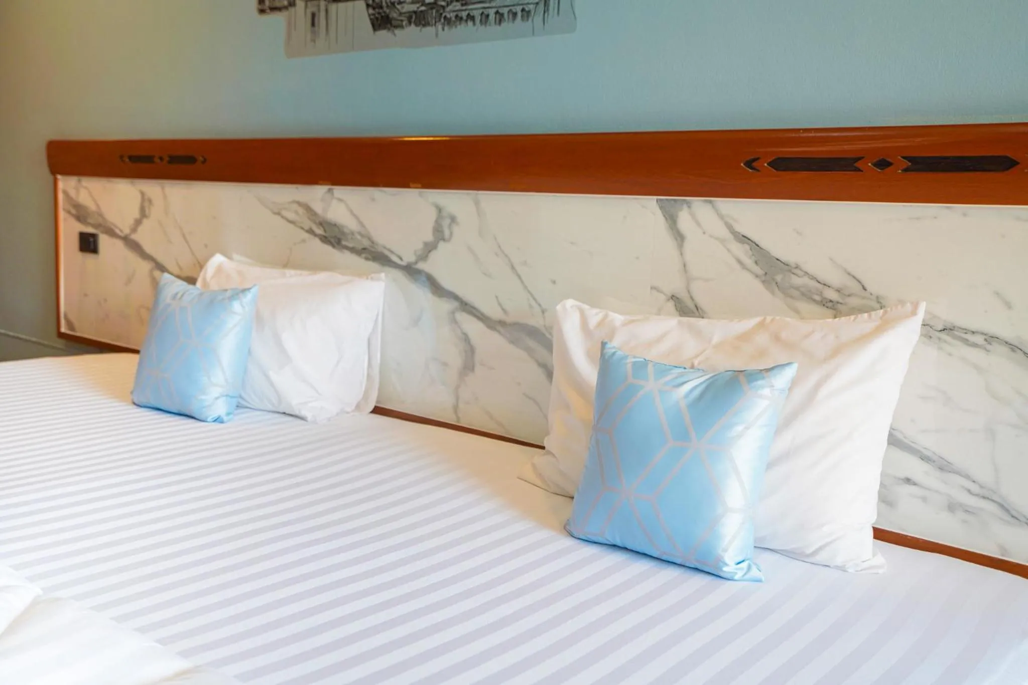 Bed in Mayfa Hotel - SHA extra plus