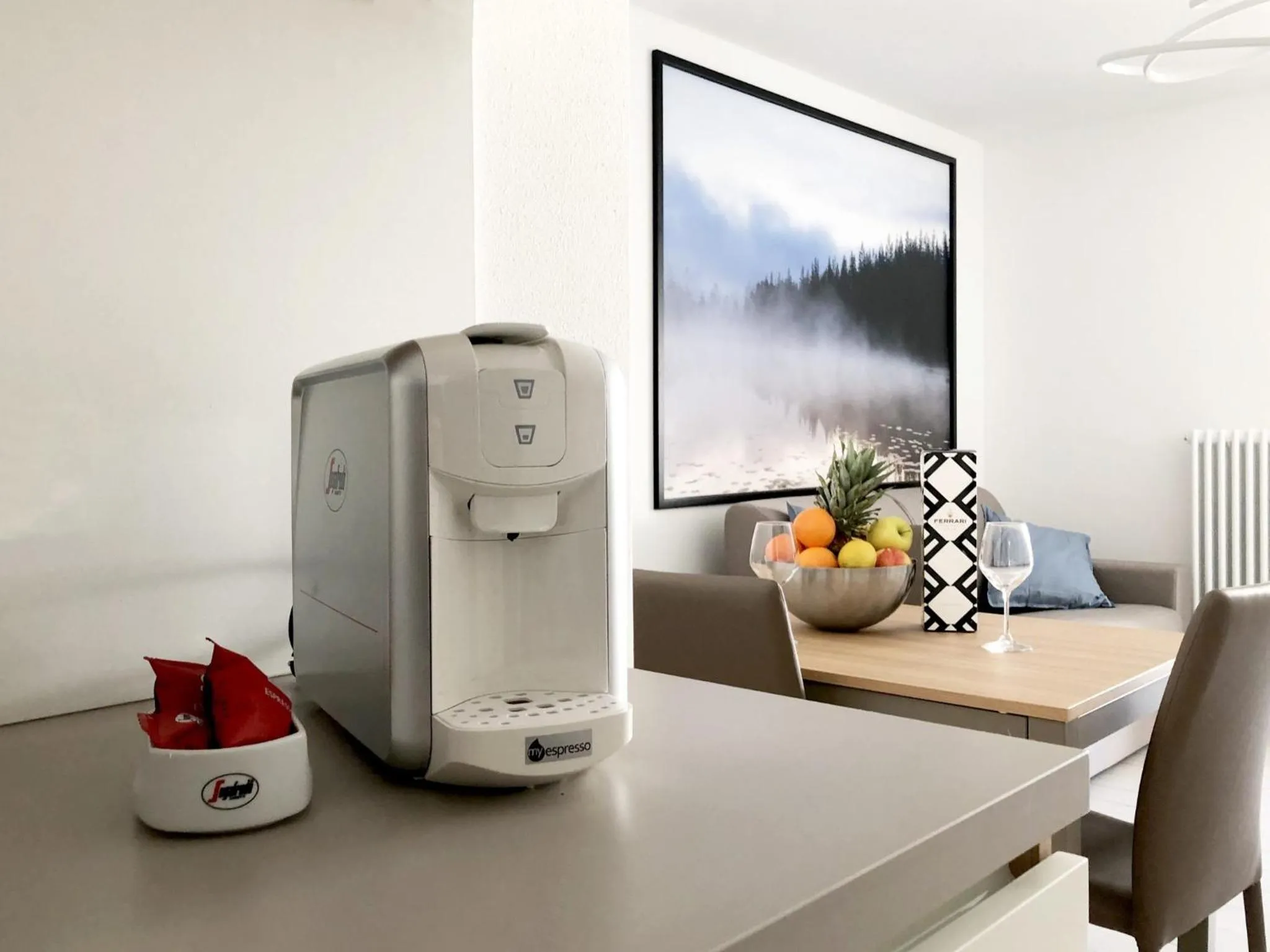 Coffee/tea facilities in Residence Aurora