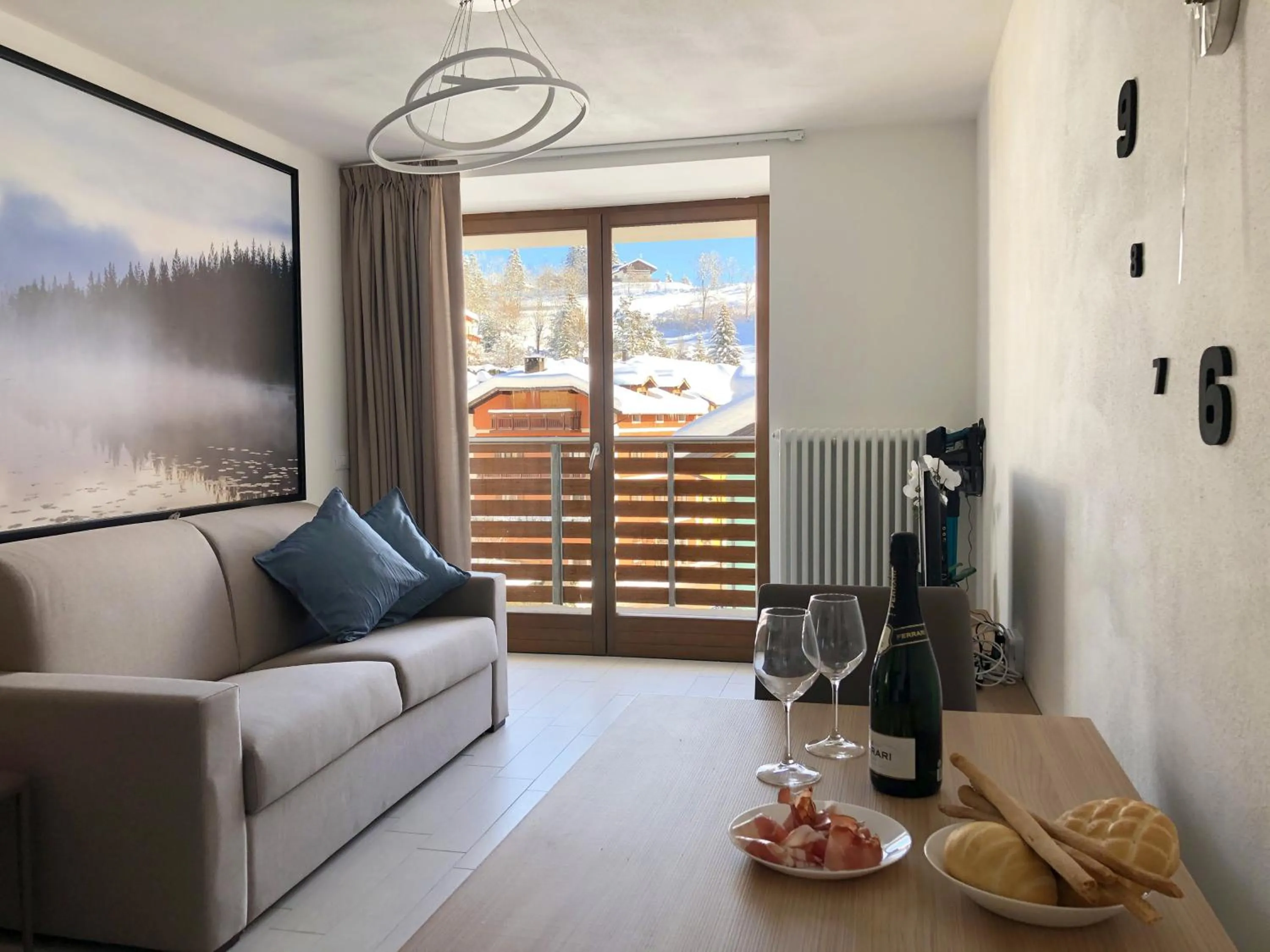 Seating area in Residence Aurora