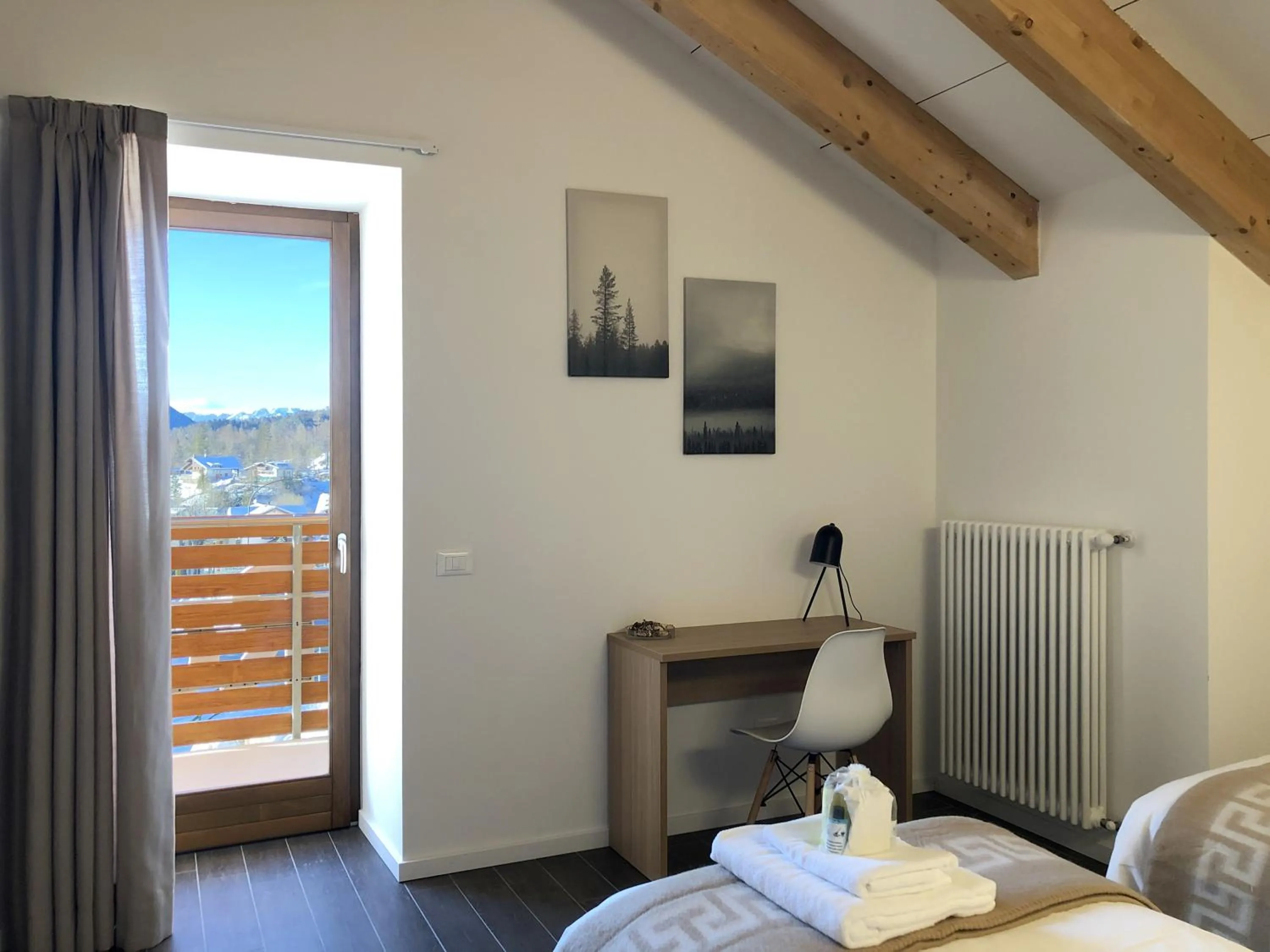 Bed in Residence Aurora