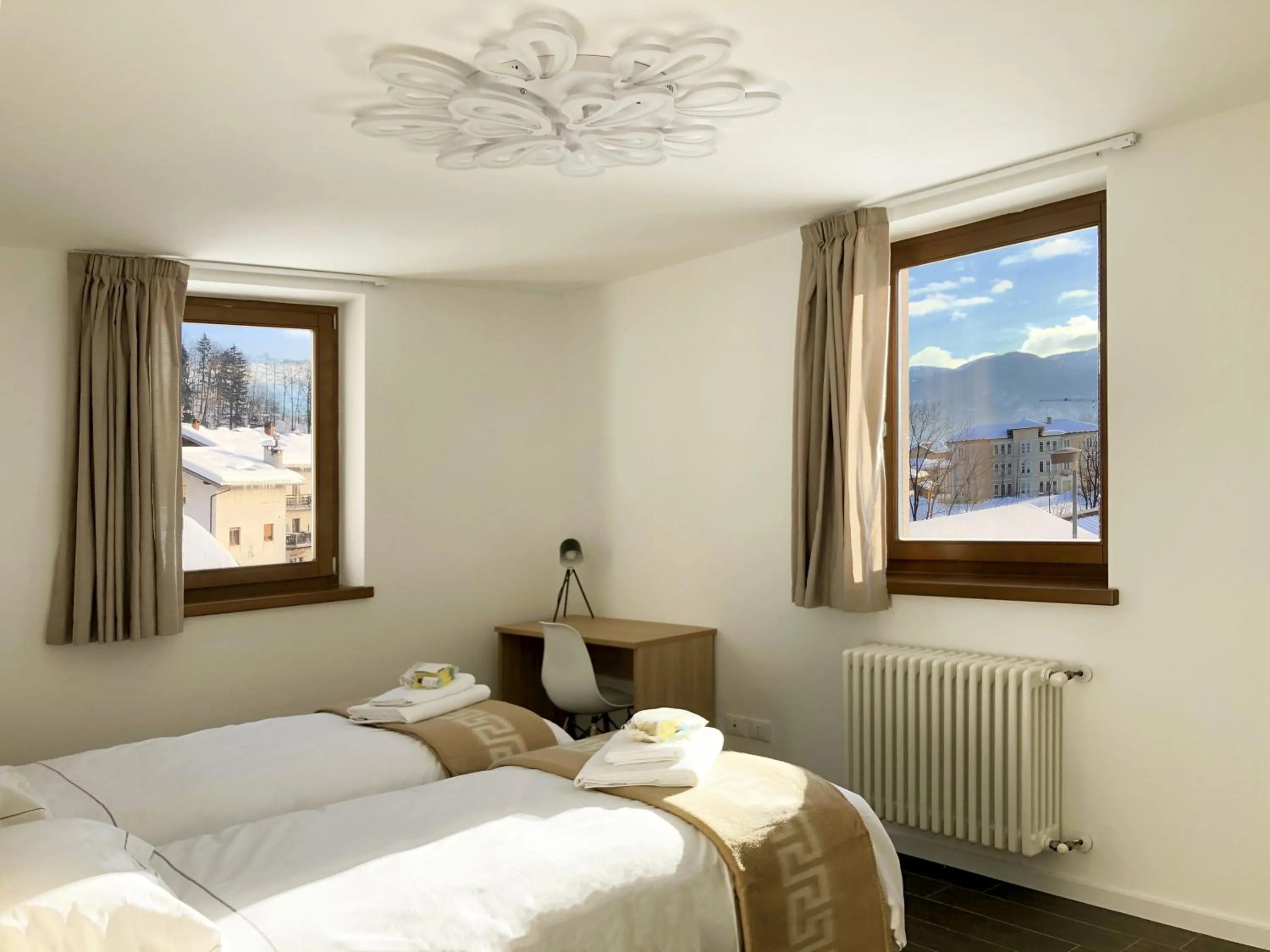 Bed in Residence Aurora