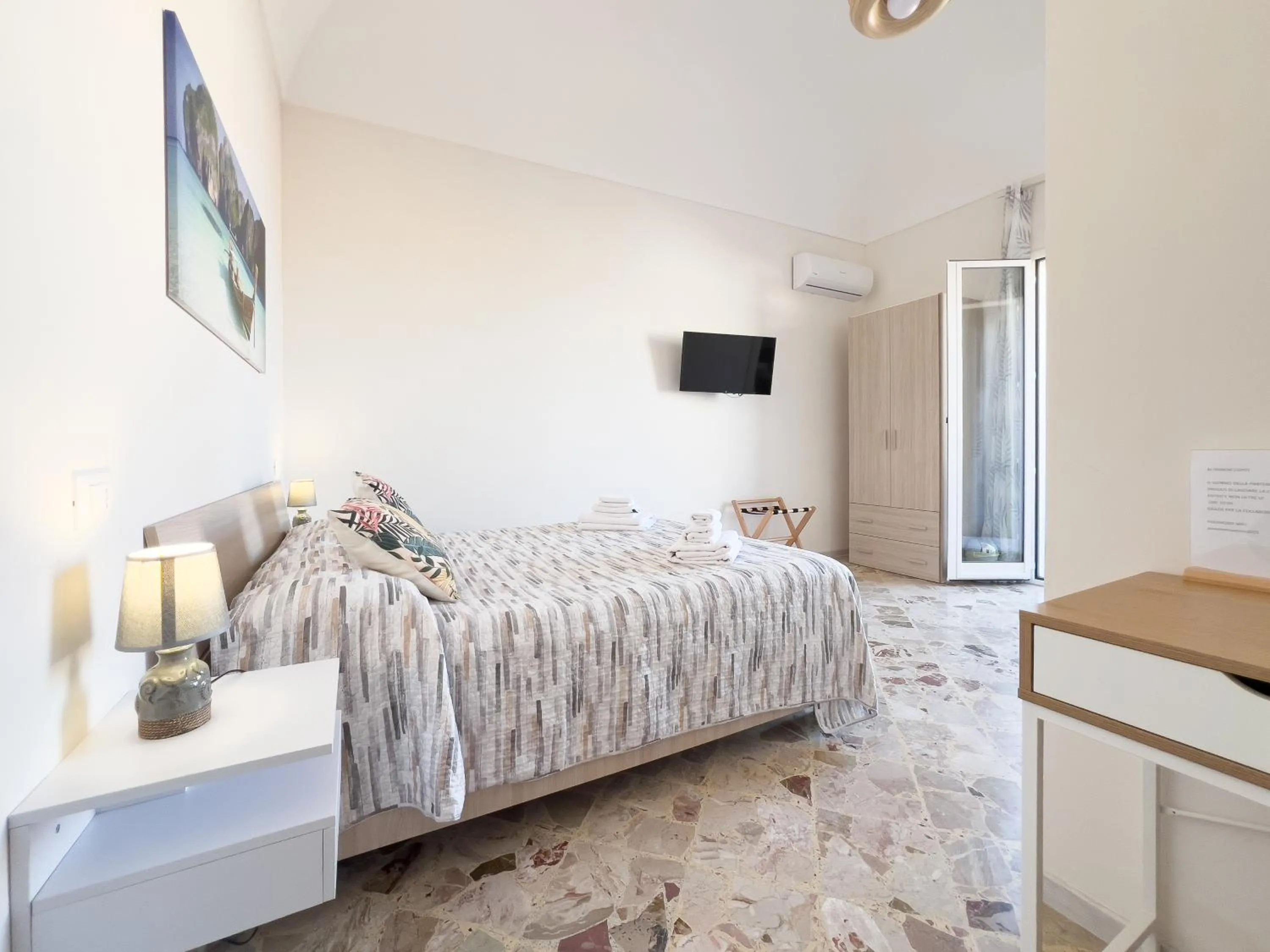 Bed in Ponente & Maestro Rooms