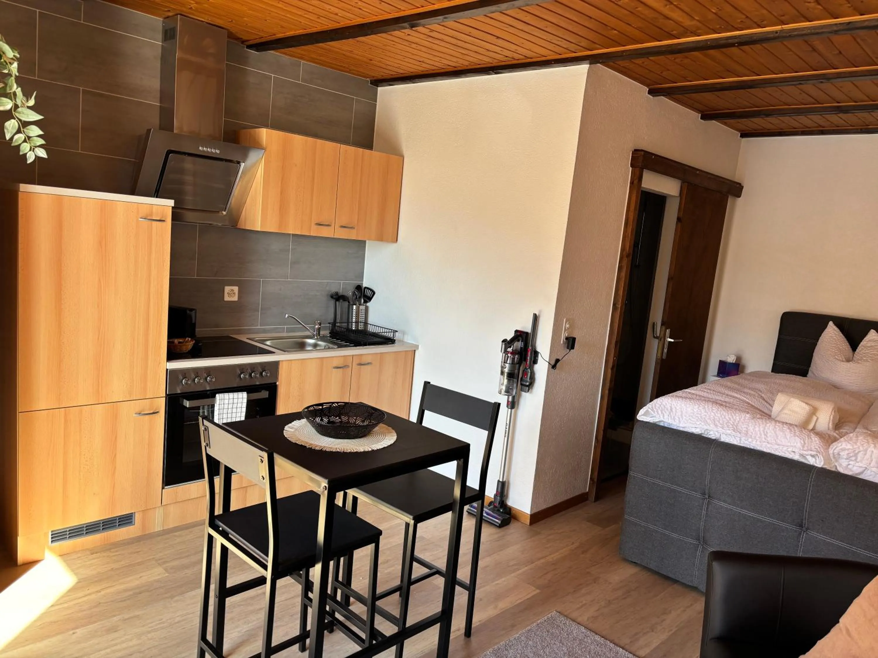 kitchen, Bed in Auberge Les Rangs