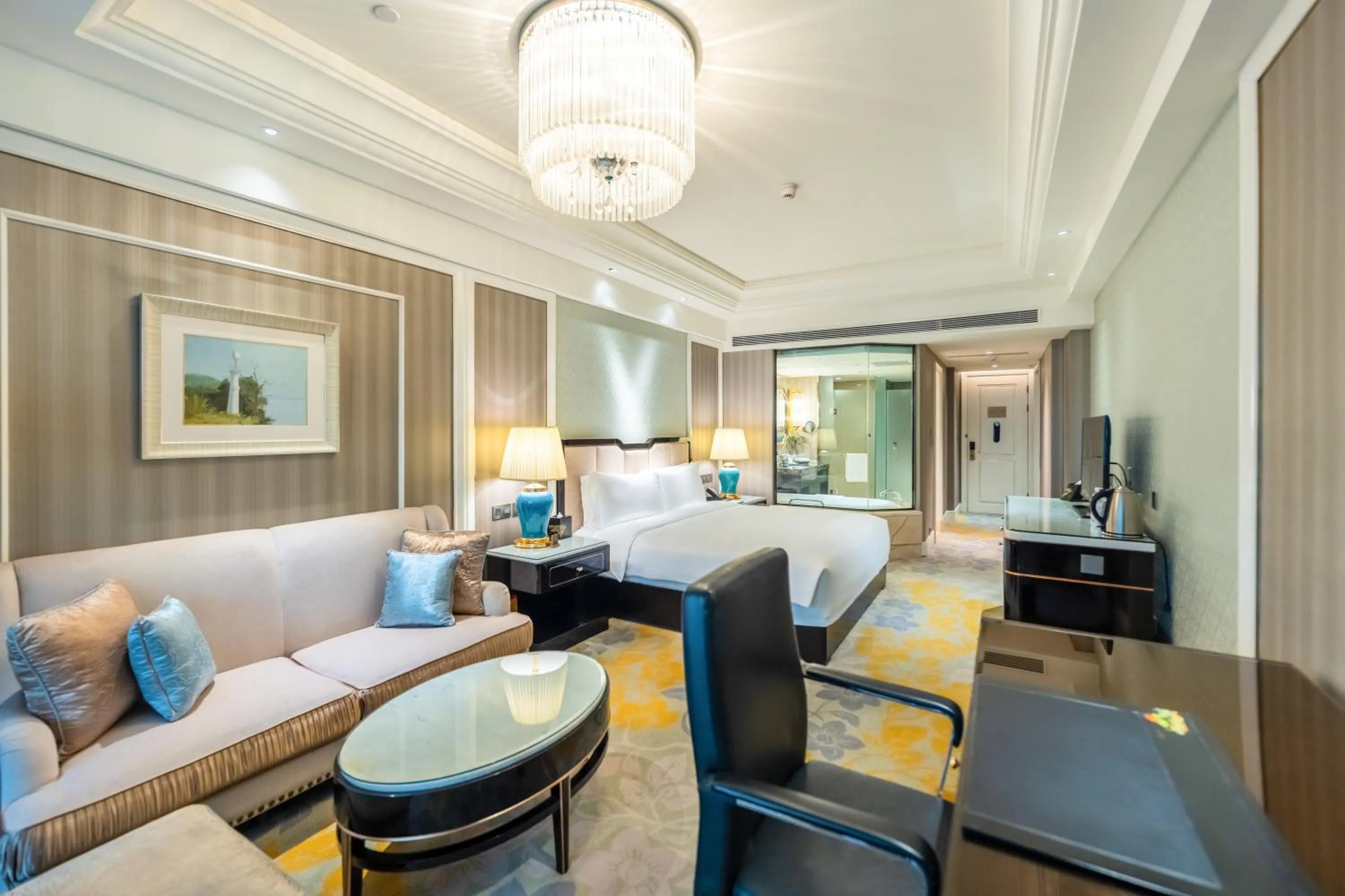 Photo of the whole room, Bed in InterContinental Chengdu Global Center by IHG