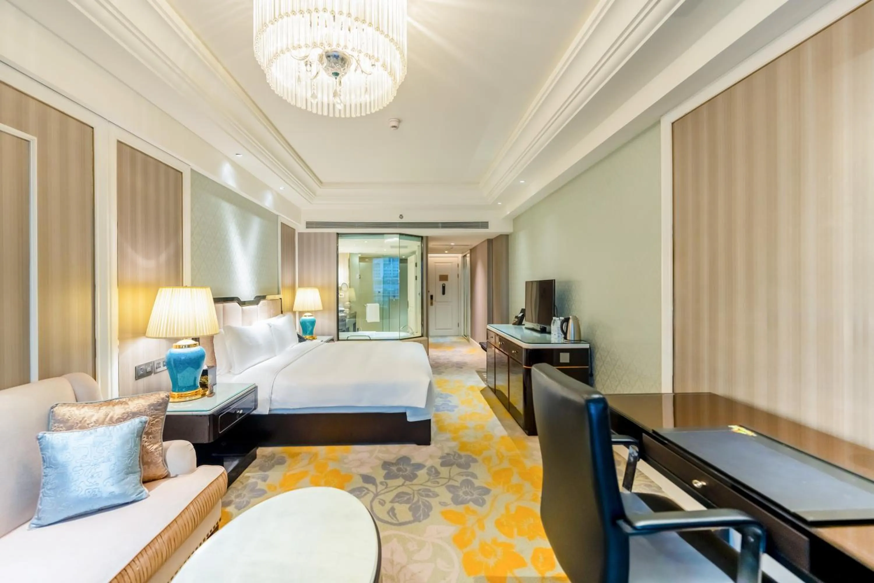 Bedroom, Bed in InterContinental Chengdu Global Center by IHG