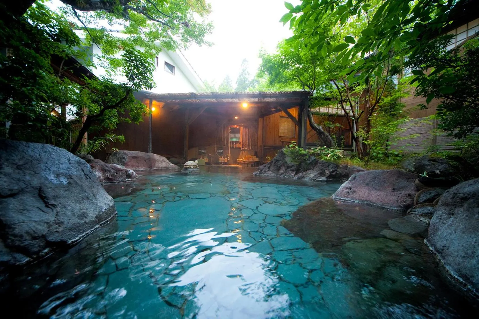 Hot Spring Bath in Yufuin Hoteiya
