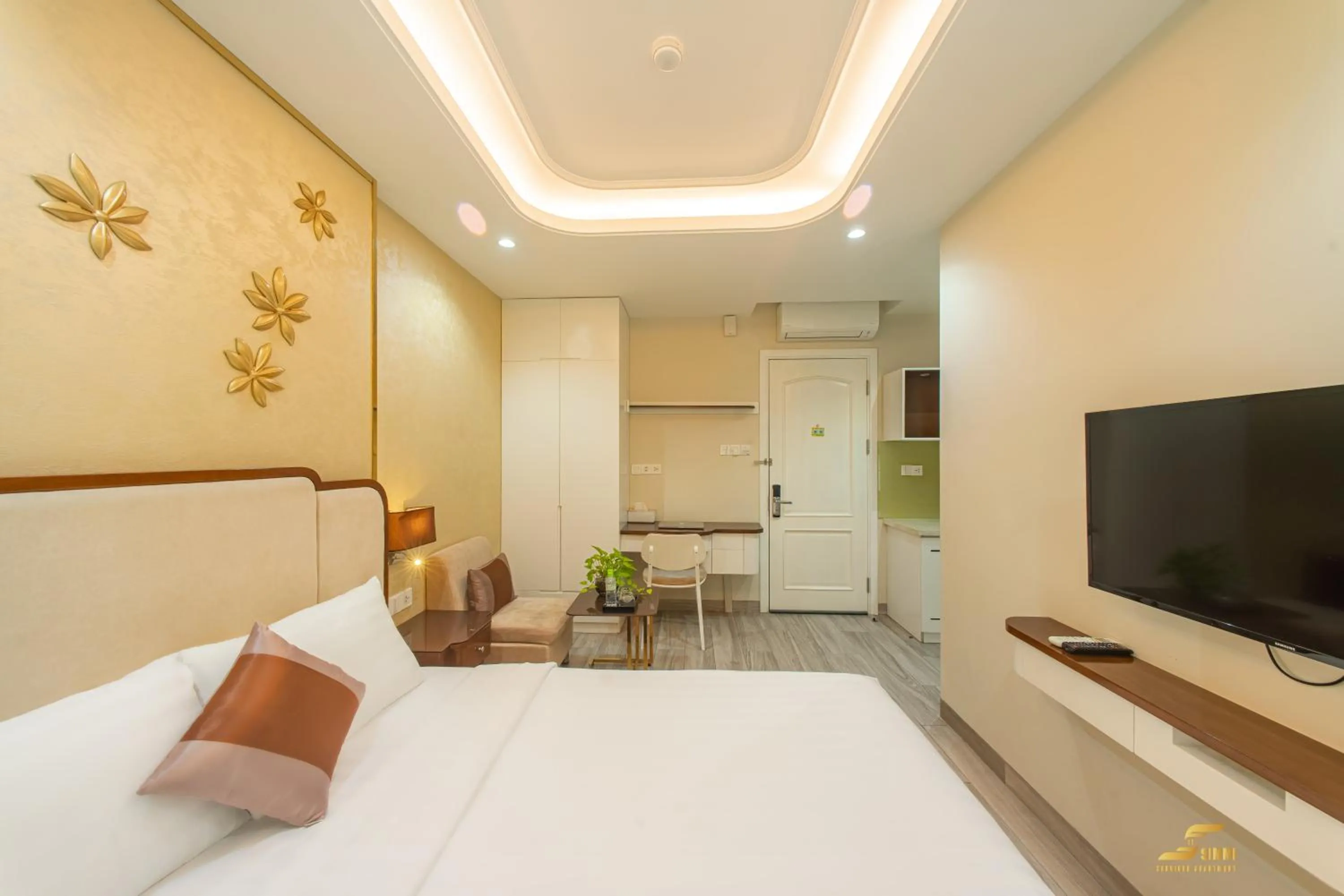 Bed in Simmi 6 Hotel & Apartment