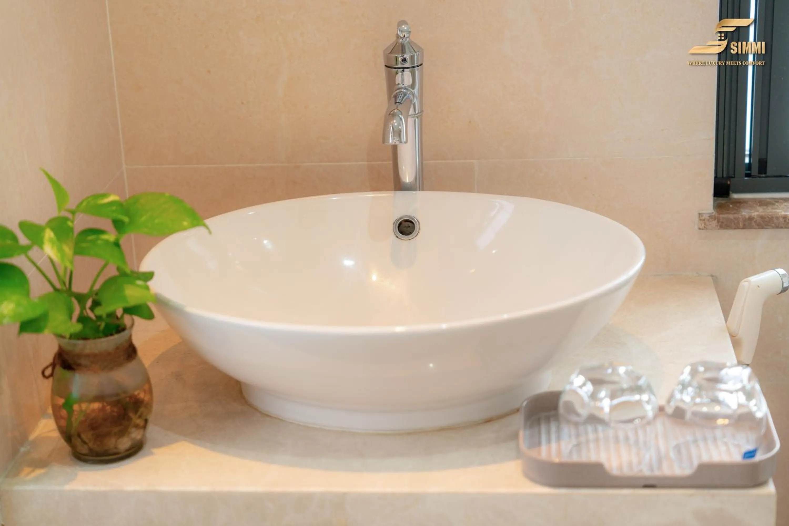 Shower in Simmi 6 Hotel & Apartment