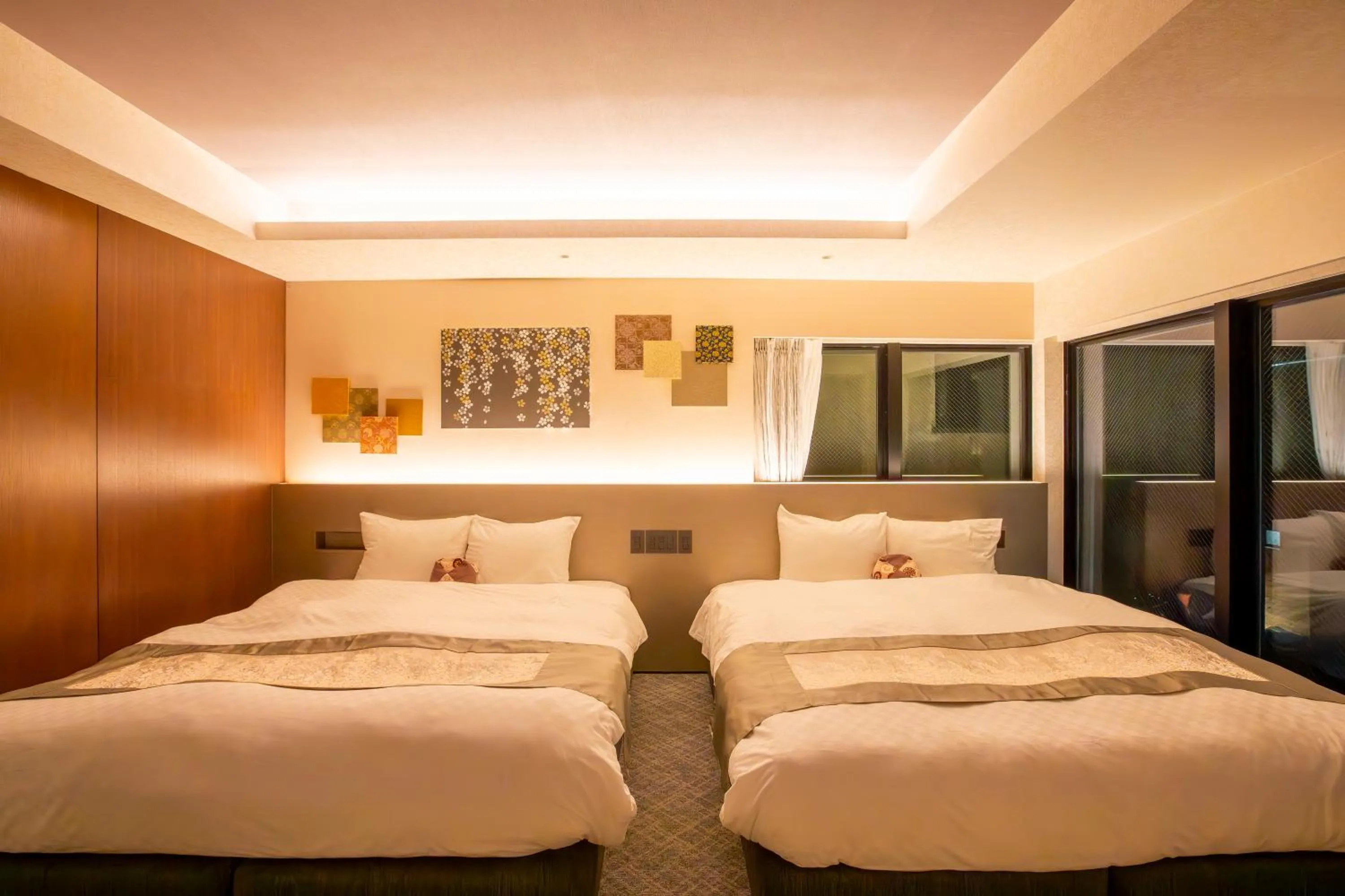 Bedroom, Bed in gallery hotel KAGUYA