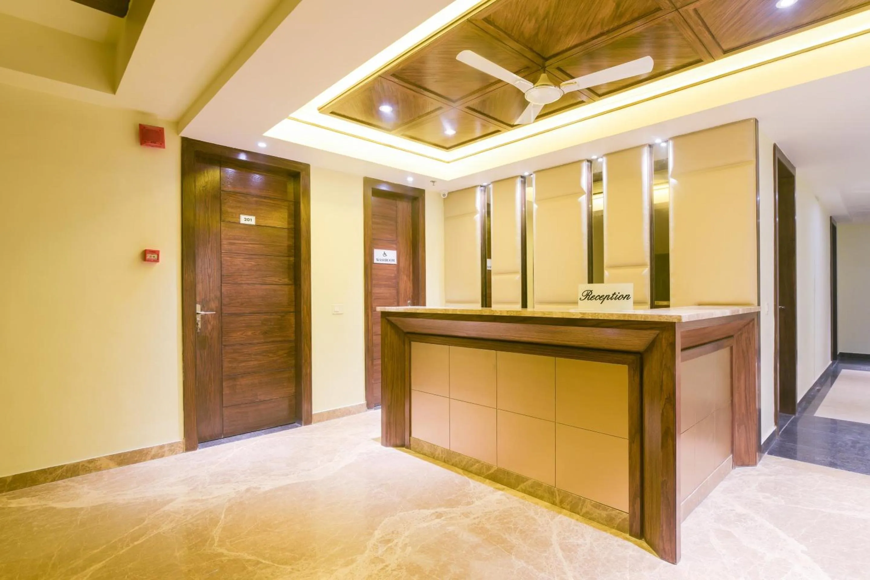 Lobby or reception in OYO 77736 Hotel Starlight