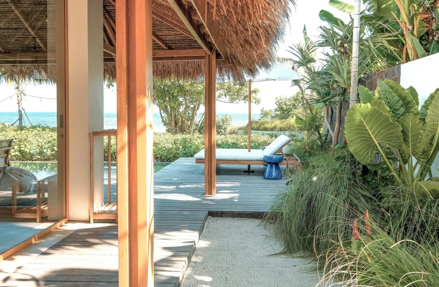 Area and facilities in Amber Lombok Beach Resort