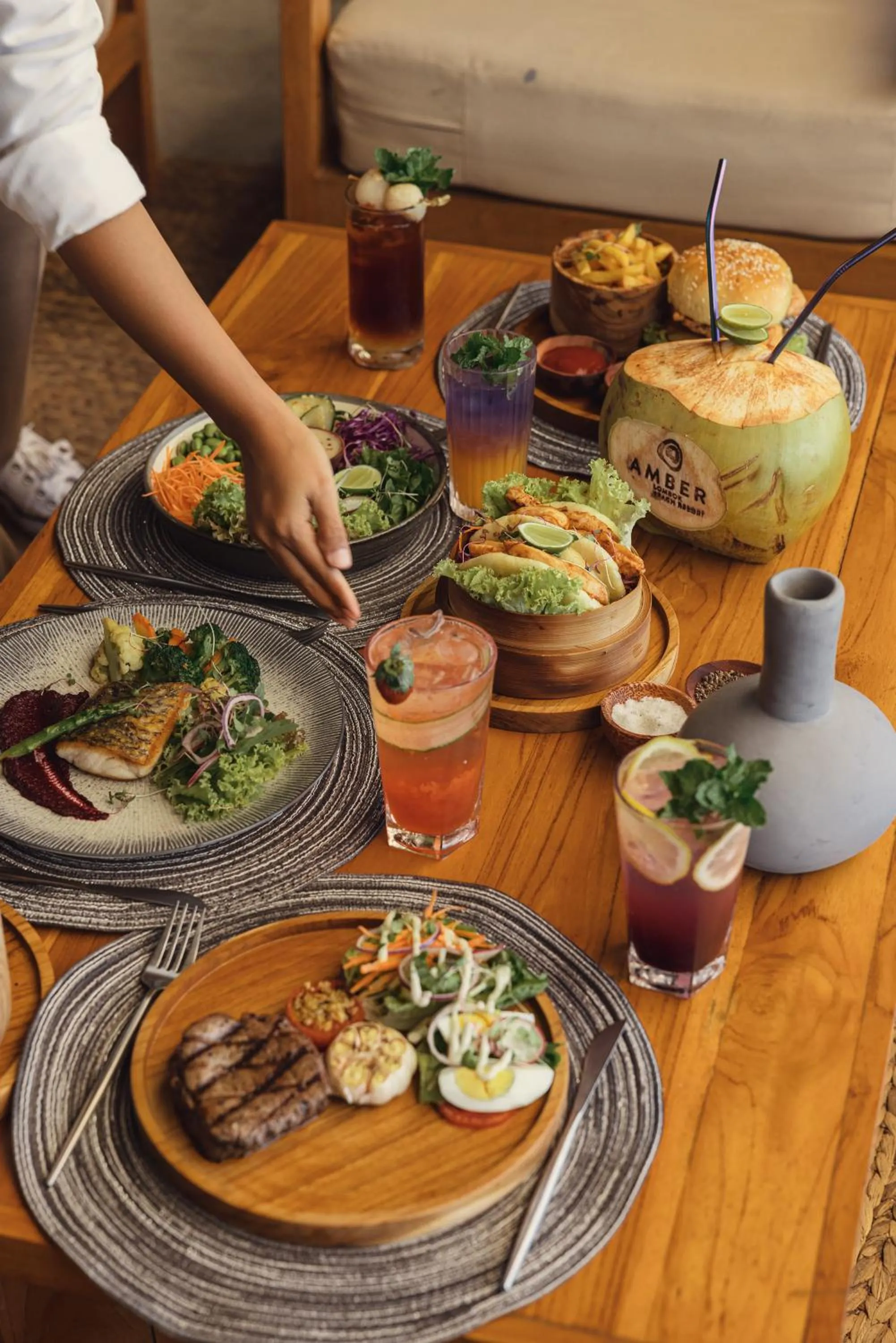 Food and drinks in Amber Lombok Beach Resort