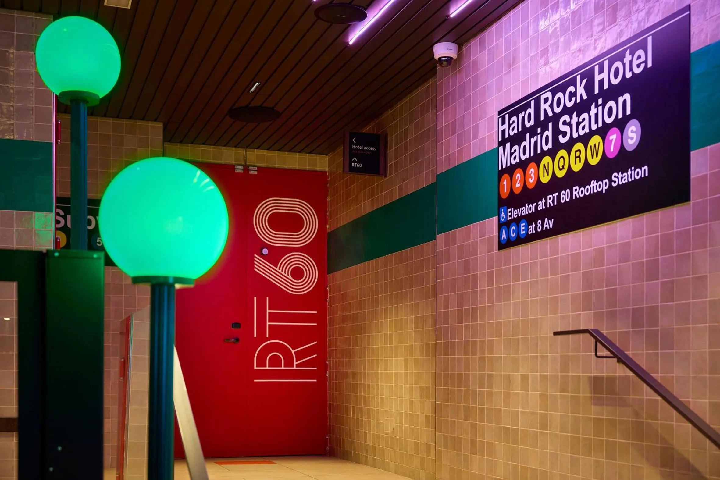 Restaurant/places to eat in Hard Rock Hotel Madrid