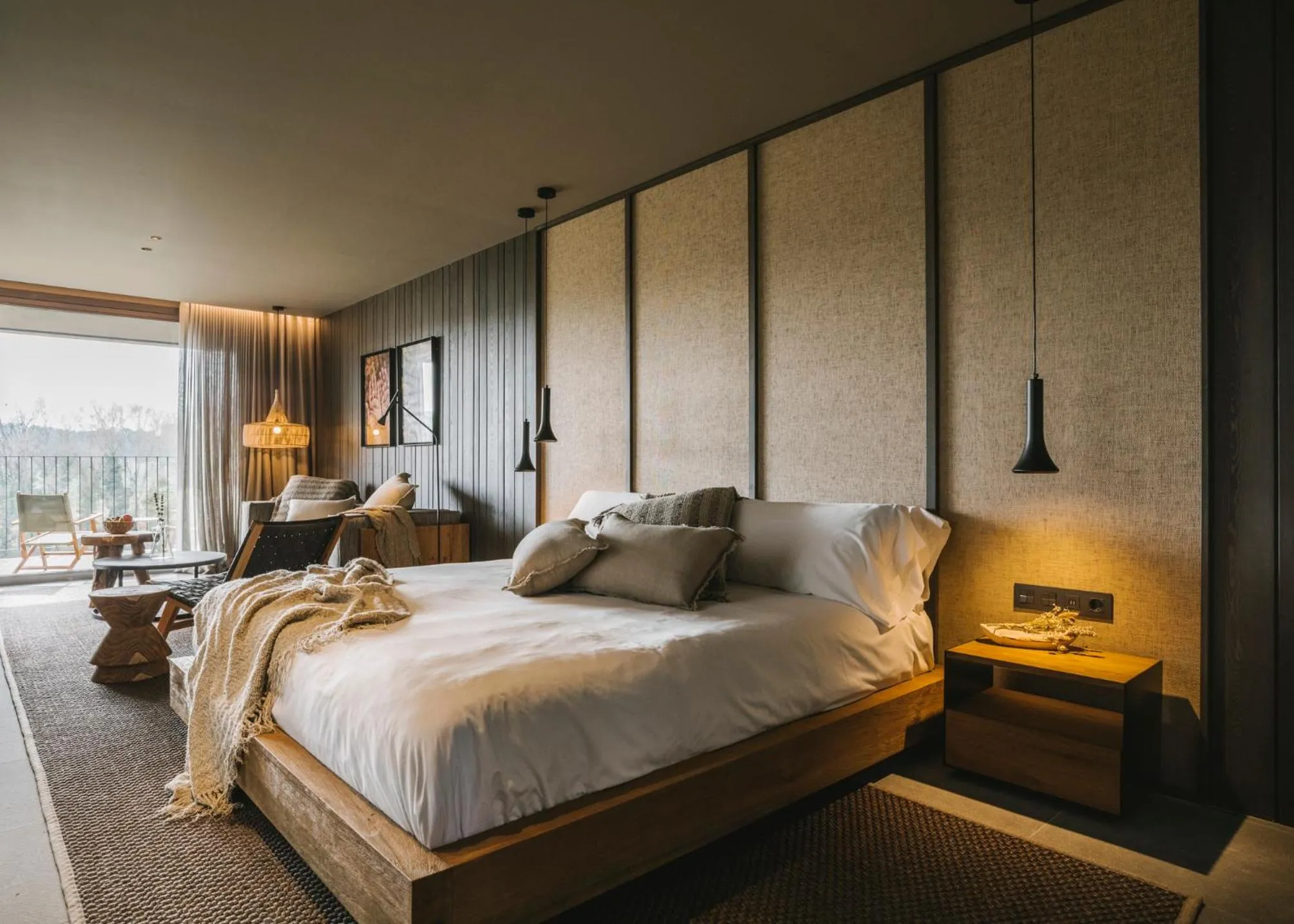 Photo of the whole room, Bed in Les Cabanes de l'Oller del Mas