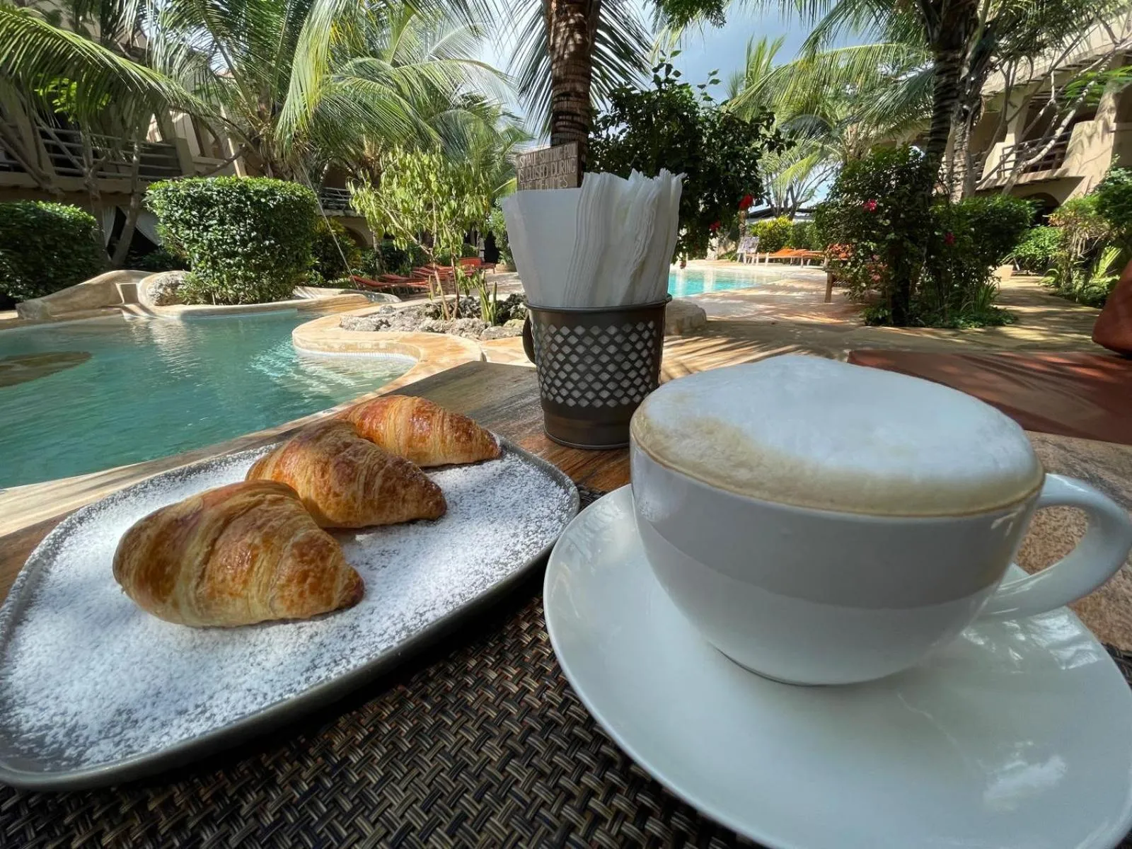 Breakfast in Lapili Residence